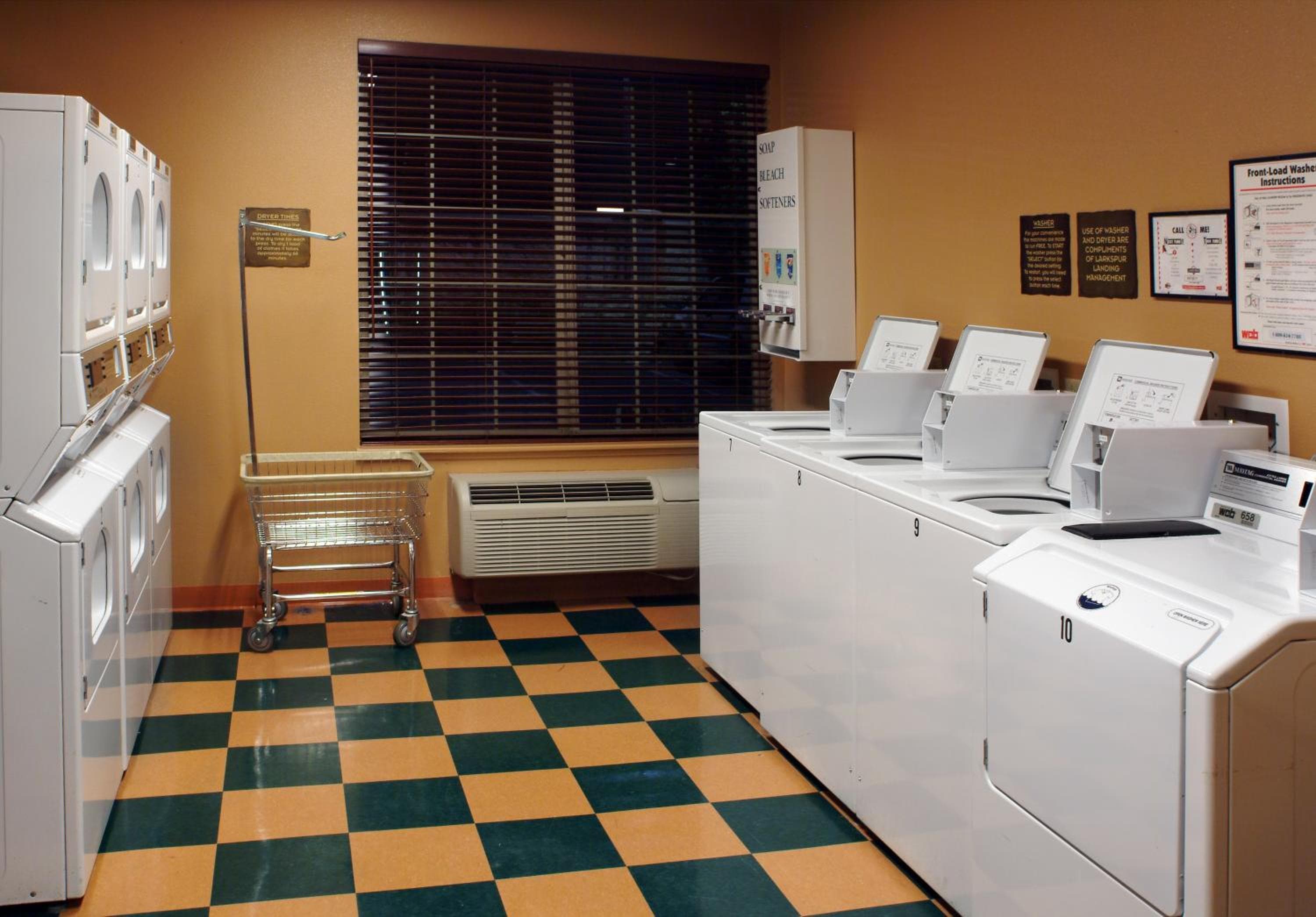 Larkspur Landing Extended Stay Suites Bellevue