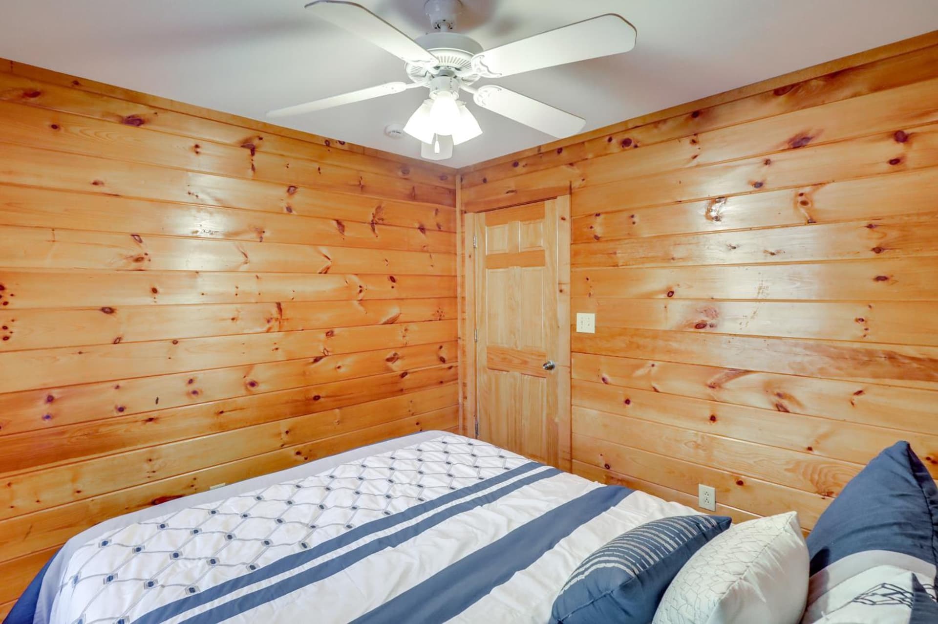 Steps to Lake Lanier: Wooded Escape w/ Boat Dock