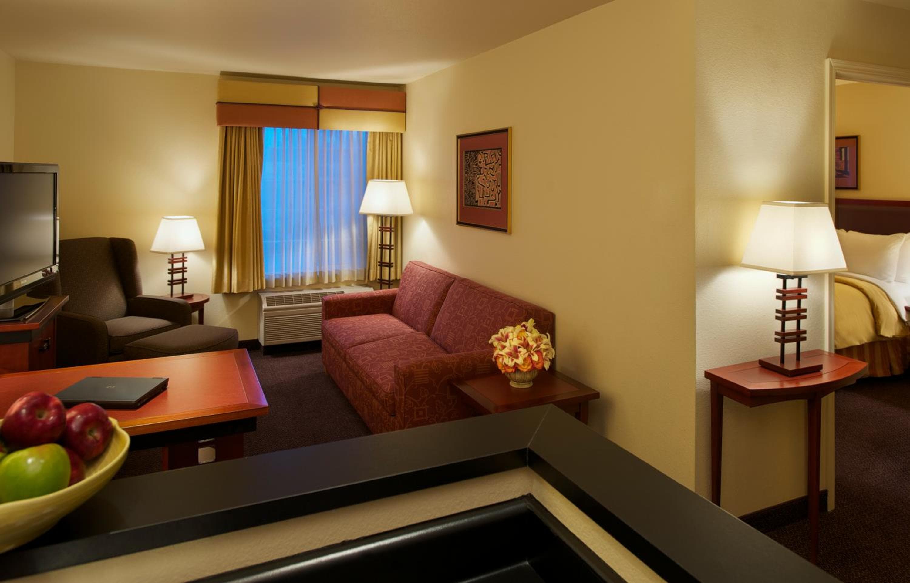 Larkspur Landing Extended Stay Suites Hillsboro