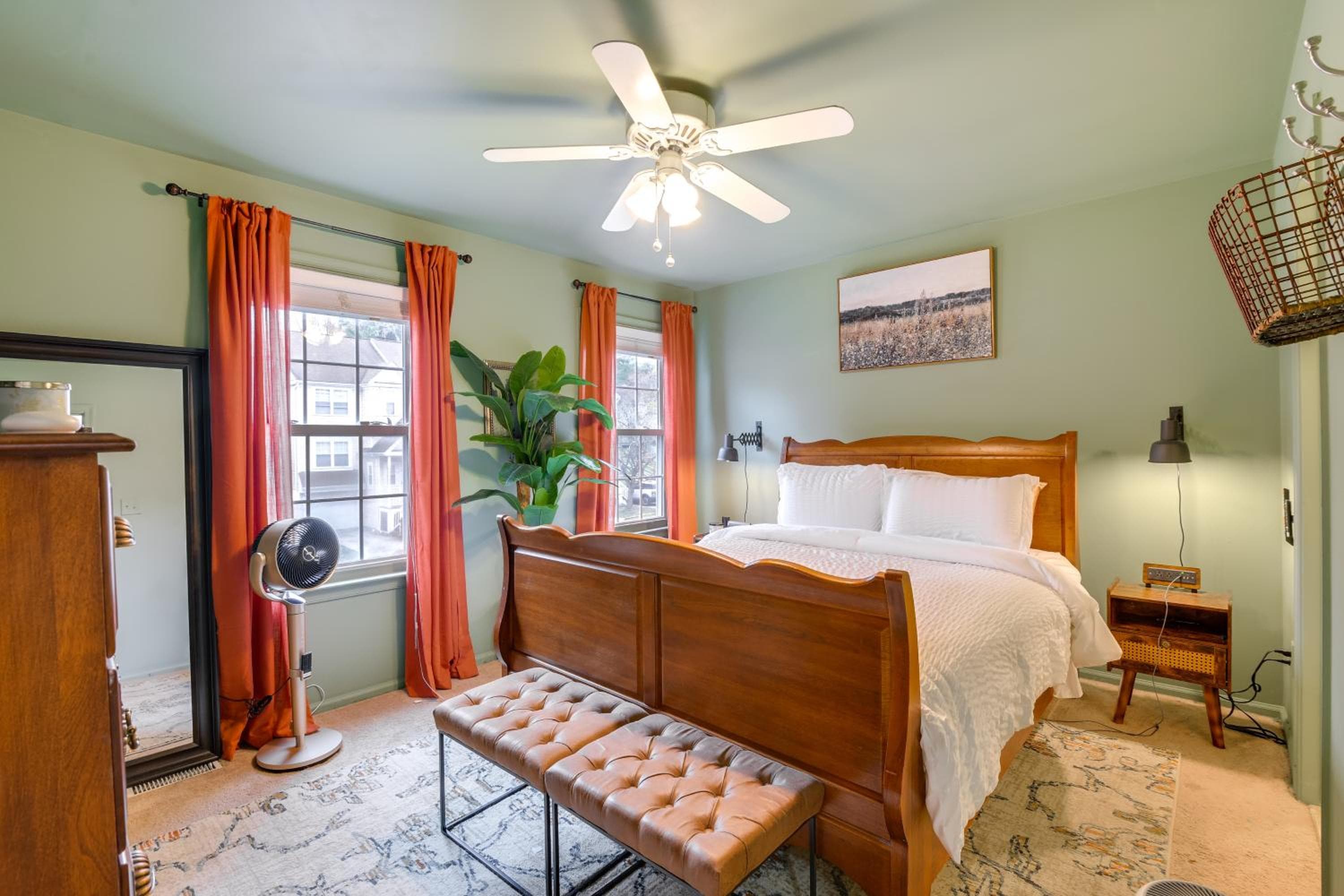Tranquil Townhouse Retreat with Deck in Germantown!