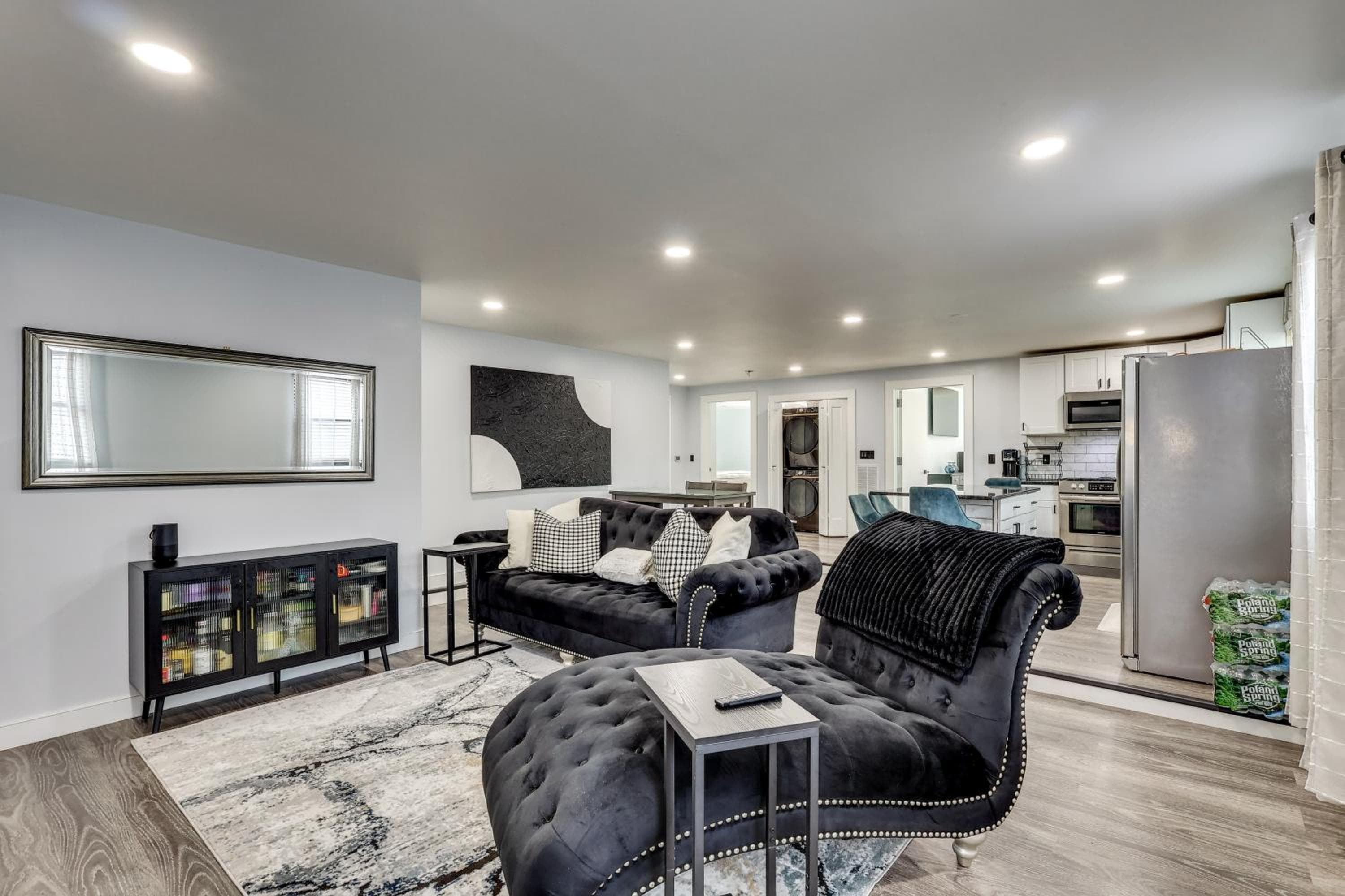 4 Mi to MetLife Stadium: Modern Retreat!