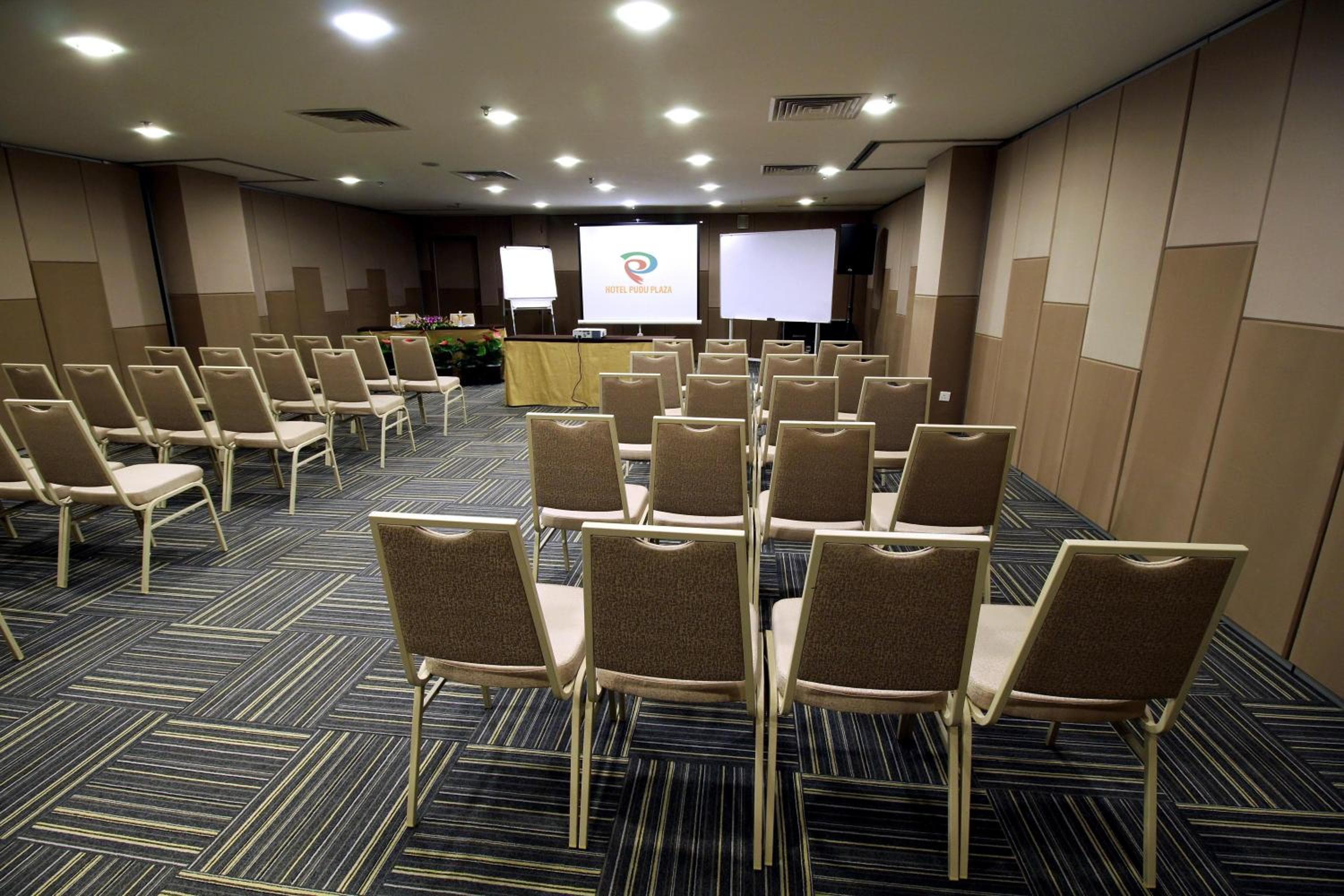 Seeds Hotel Premier Pudu TRX Kuala Lumpur