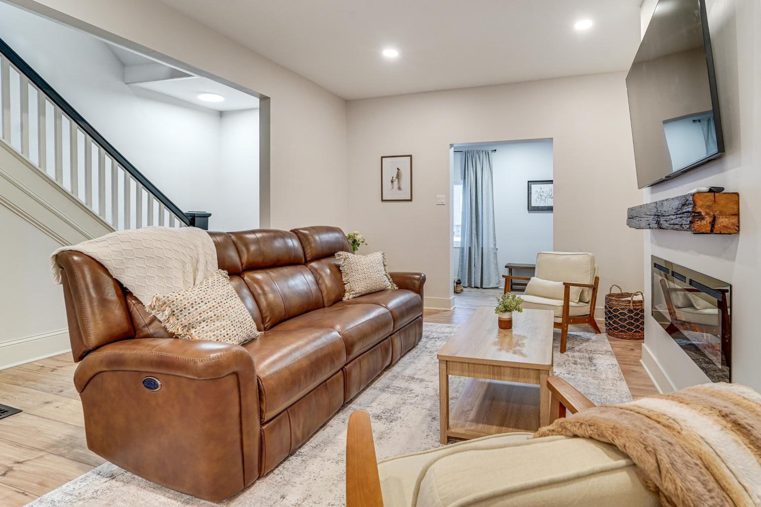 Game Room & Backyard: Modern Altoona Home!