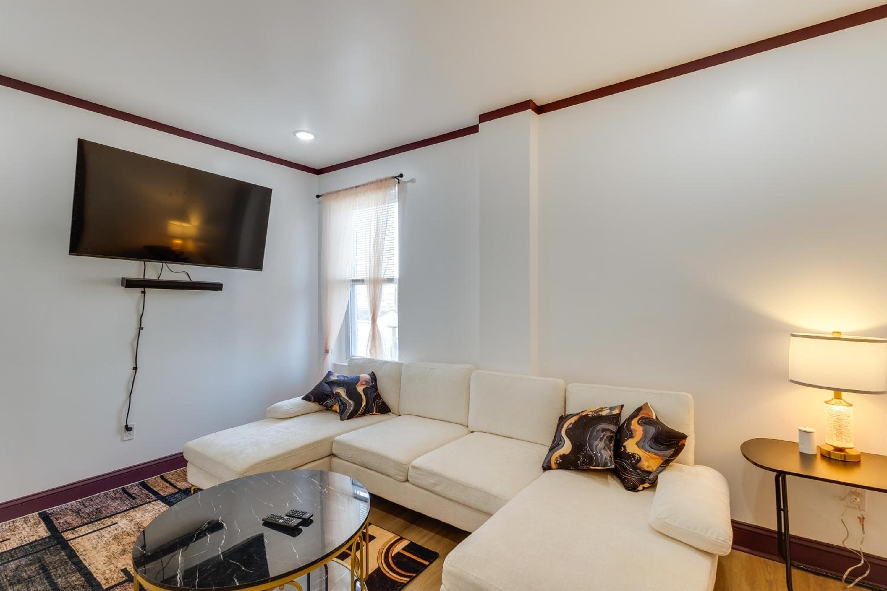 7 Mi to Lincoln Financial! Charming Philly Apt