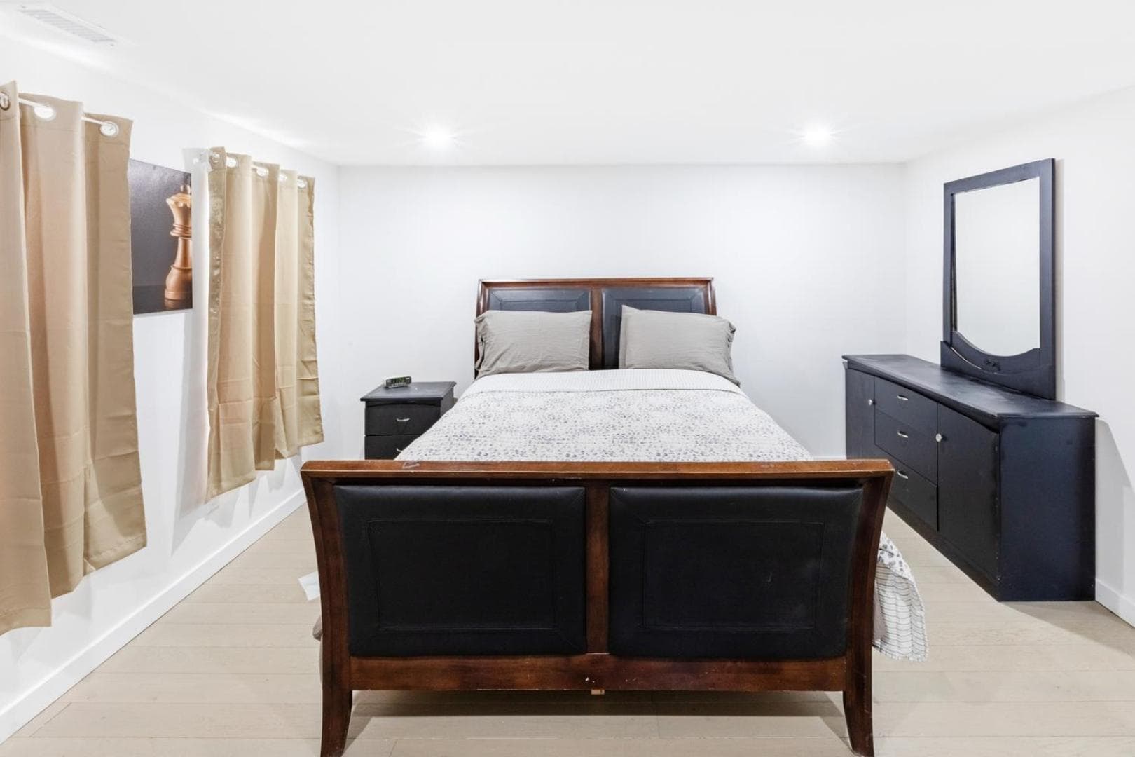 Orange NJ 2BR Duplex | Walk to Train + 2BA