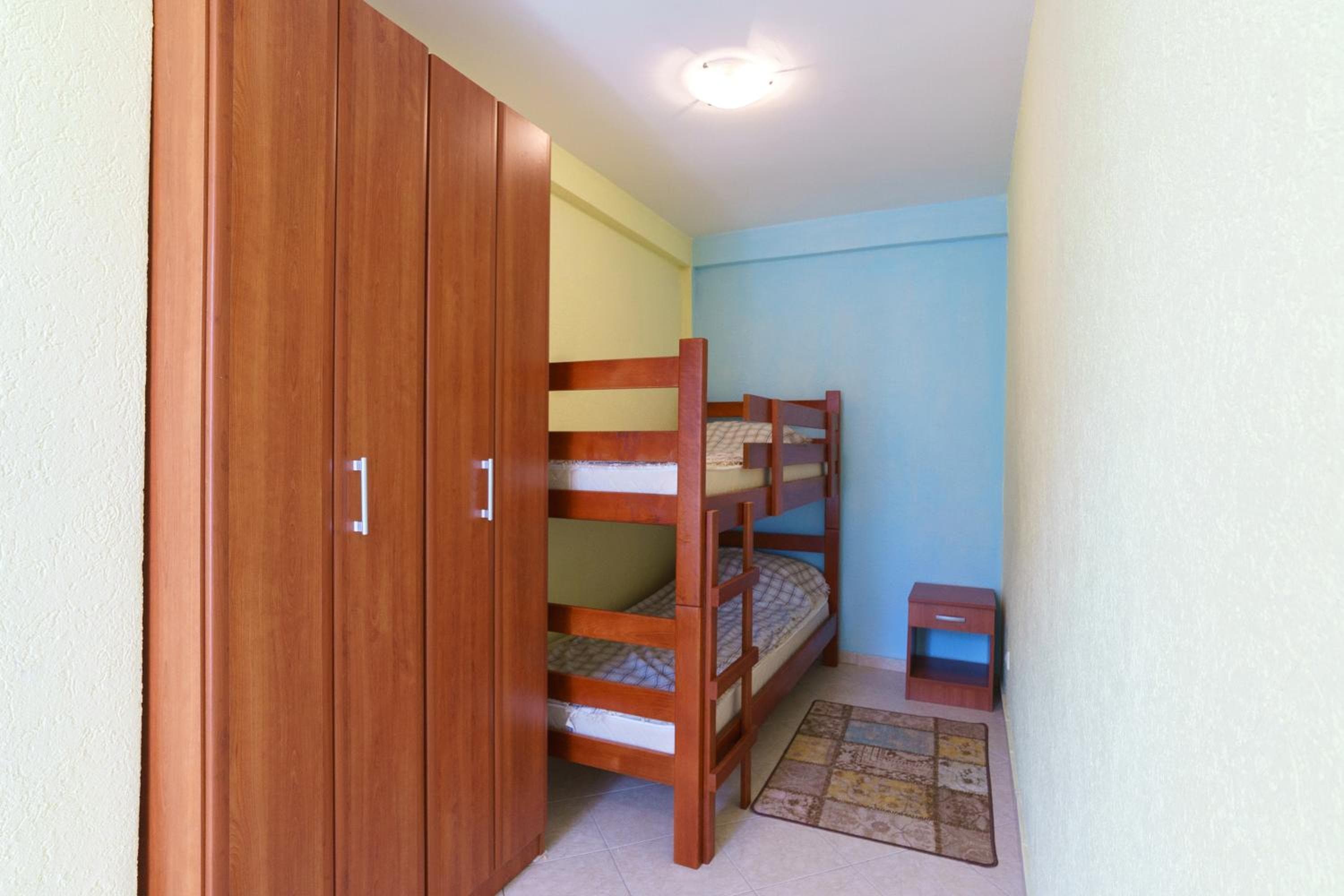 Apartments Lora