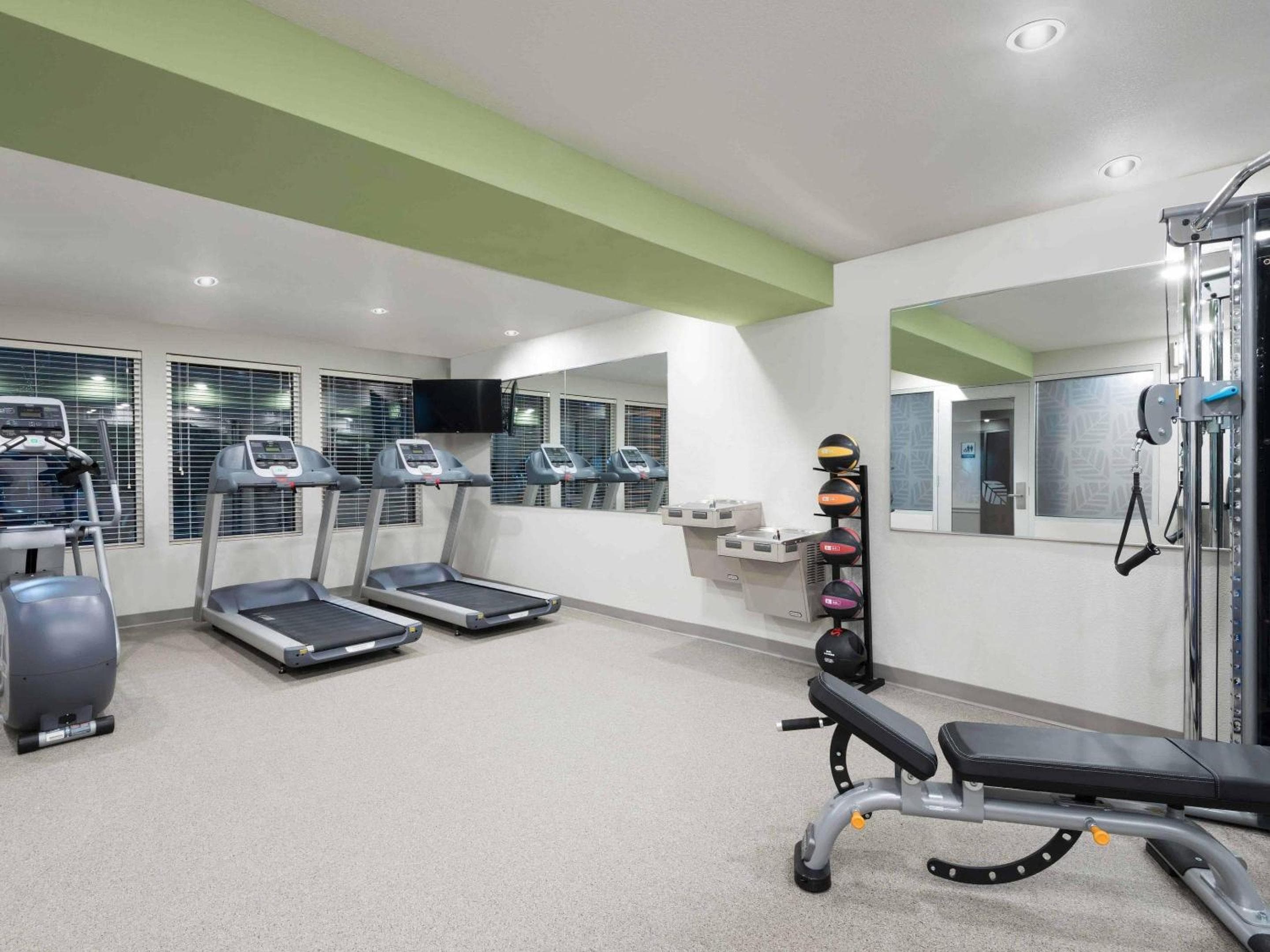 WoodSpring Suites Washington Meadowlands PA