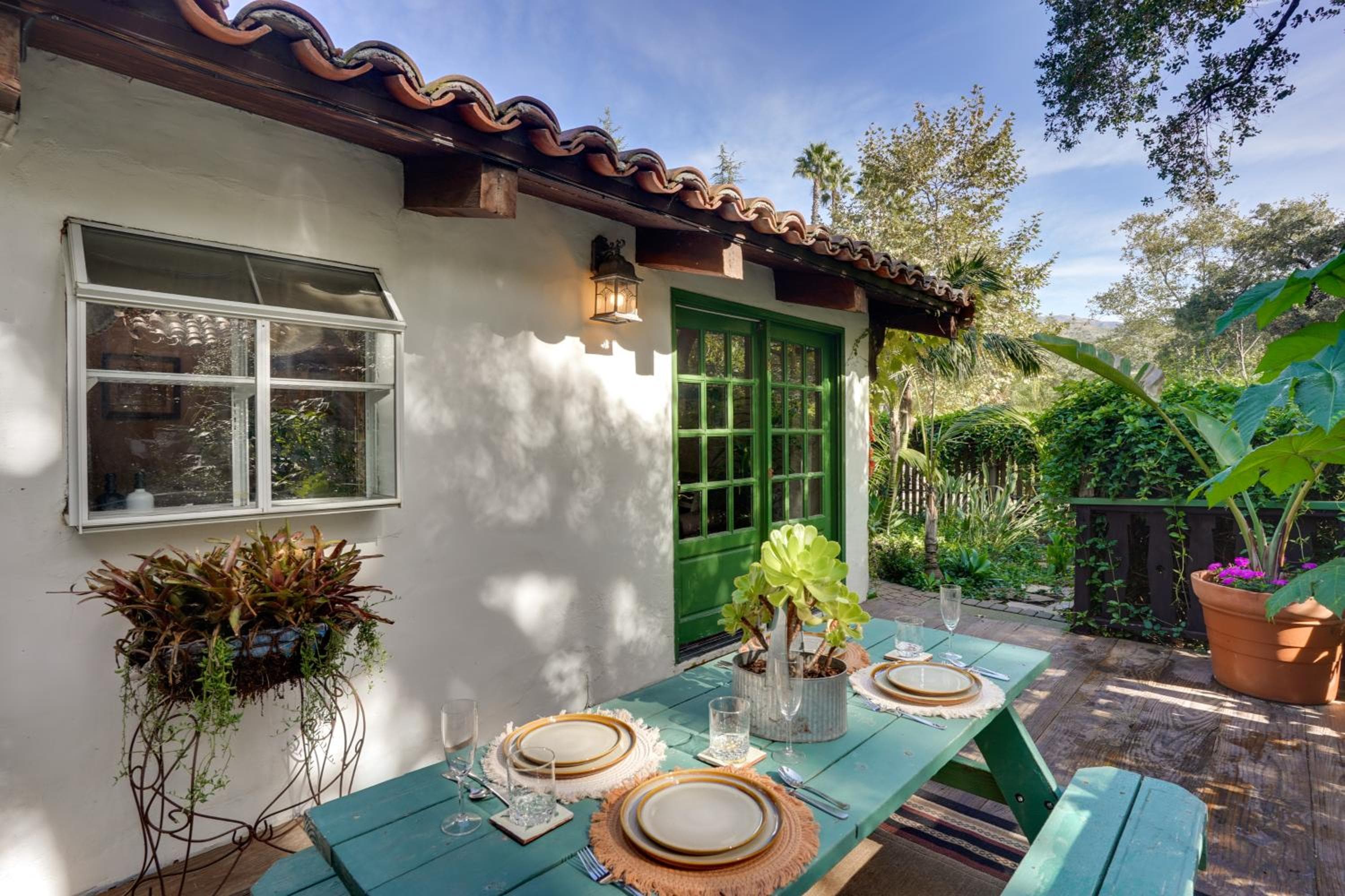 Romantic Retreat at Rancho Las Lomas: Pet Friendly