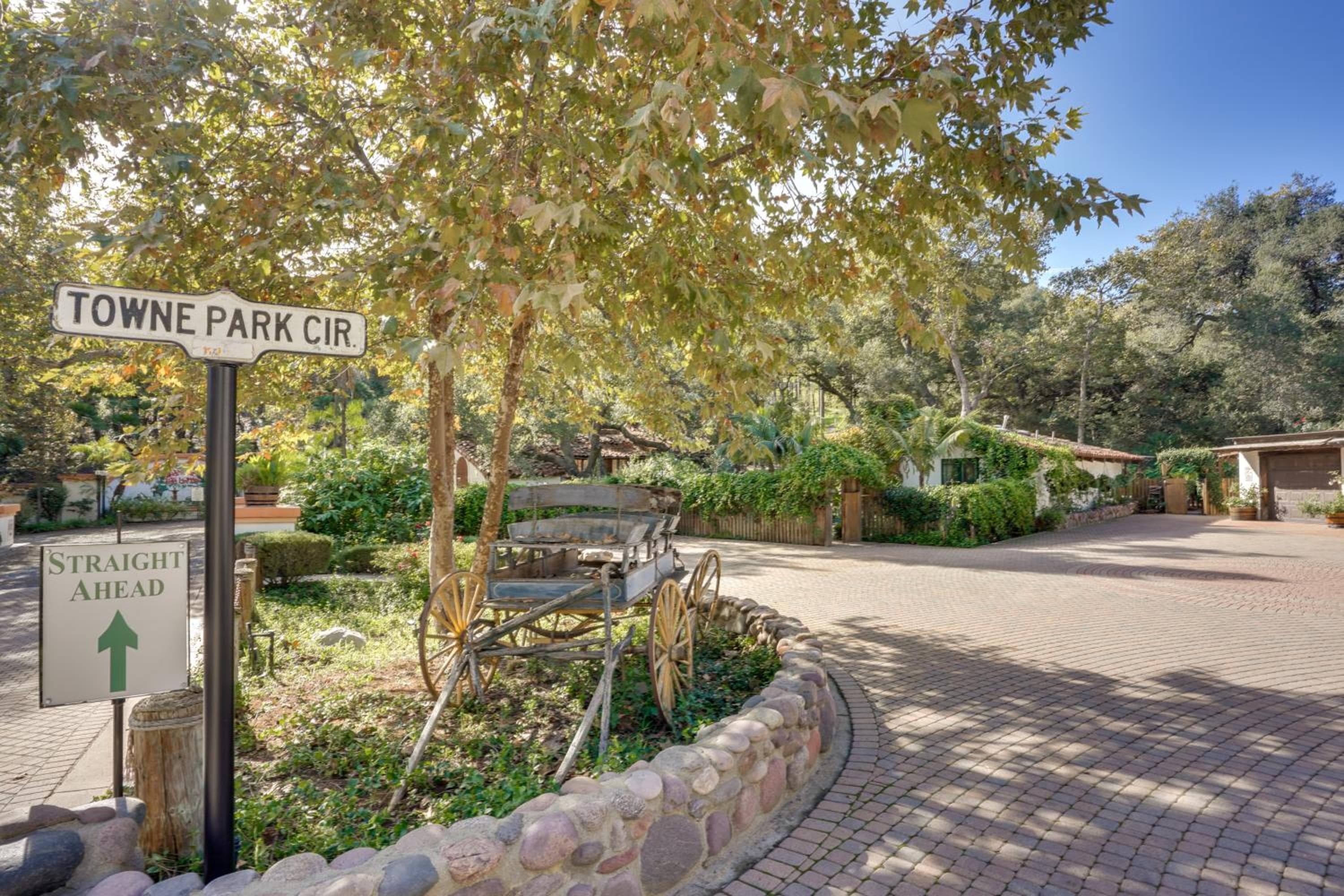 Romantic Retreat at Rancho Las Lomas: Pet Friendly