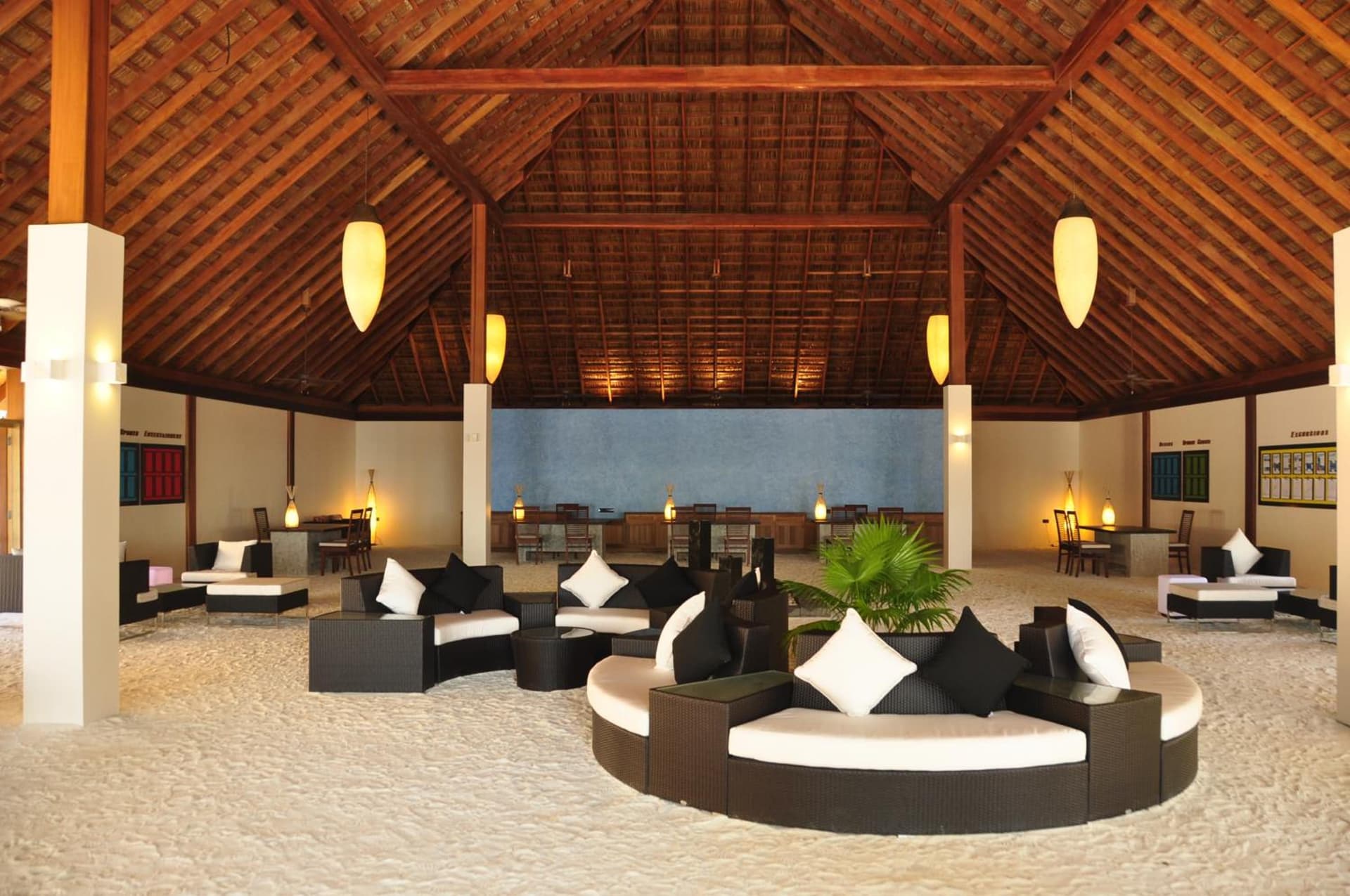 Vilamendhoo Maldives Resort Island
