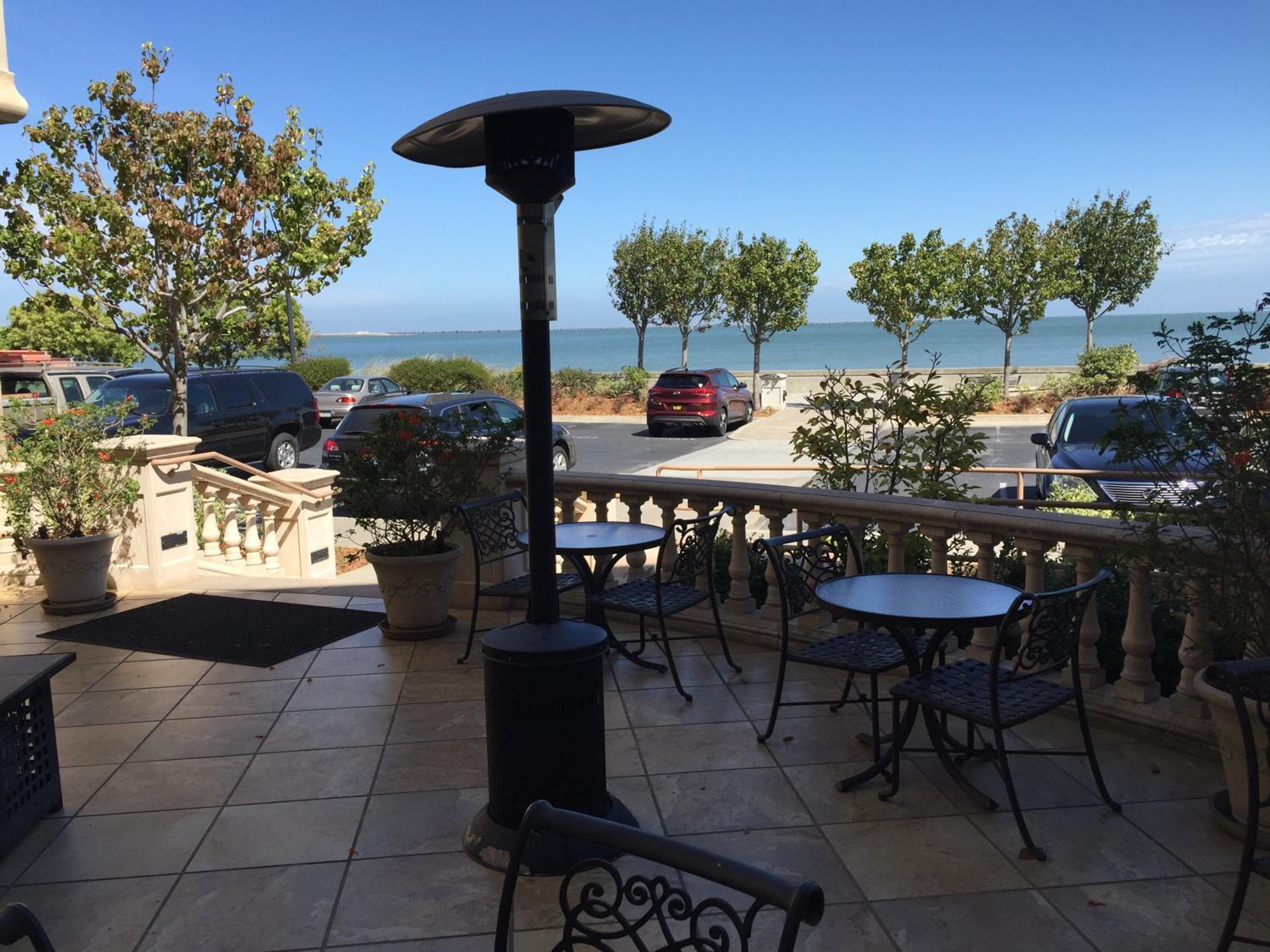 Bay Landing Hotel