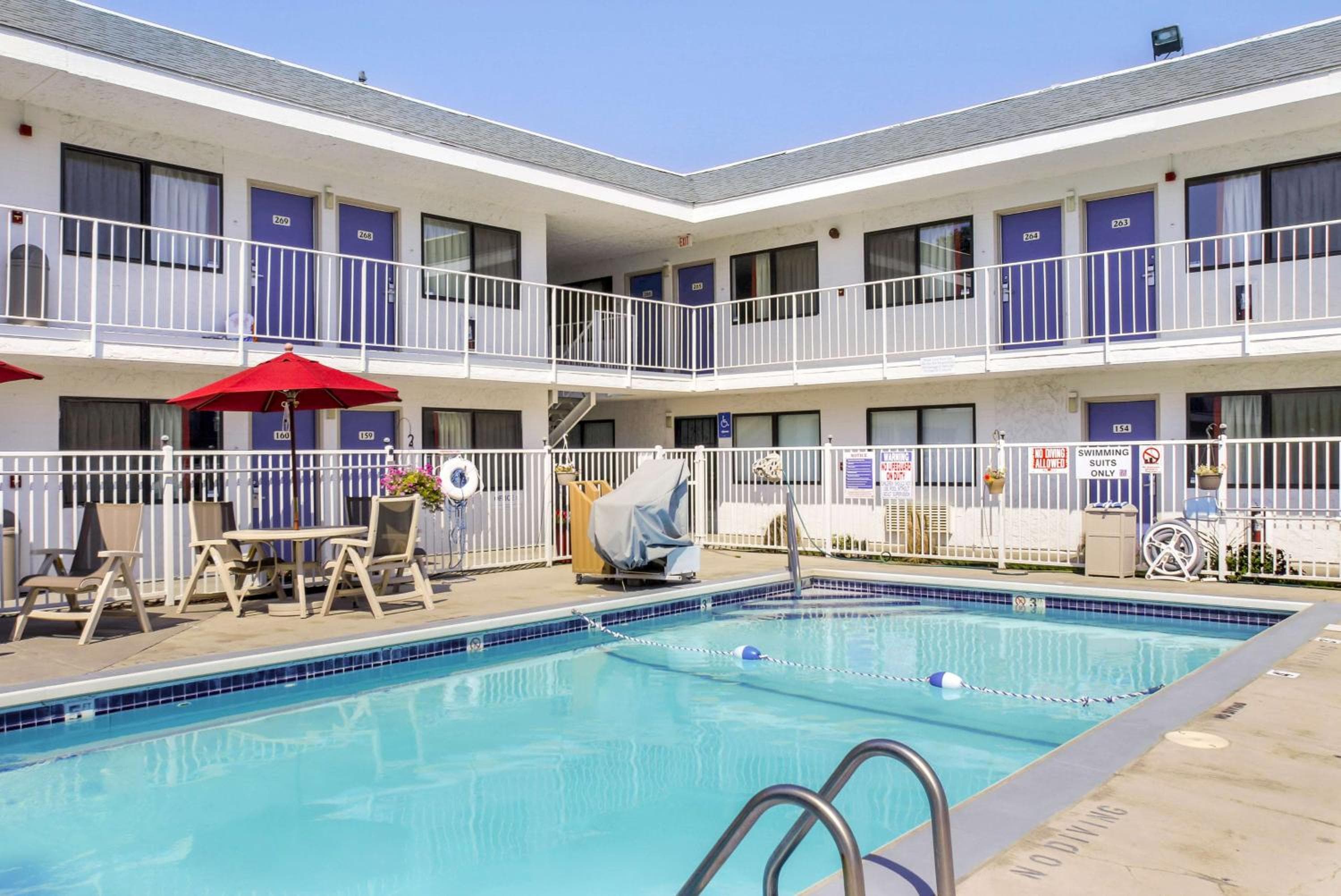 Motel 6-Medford, OR