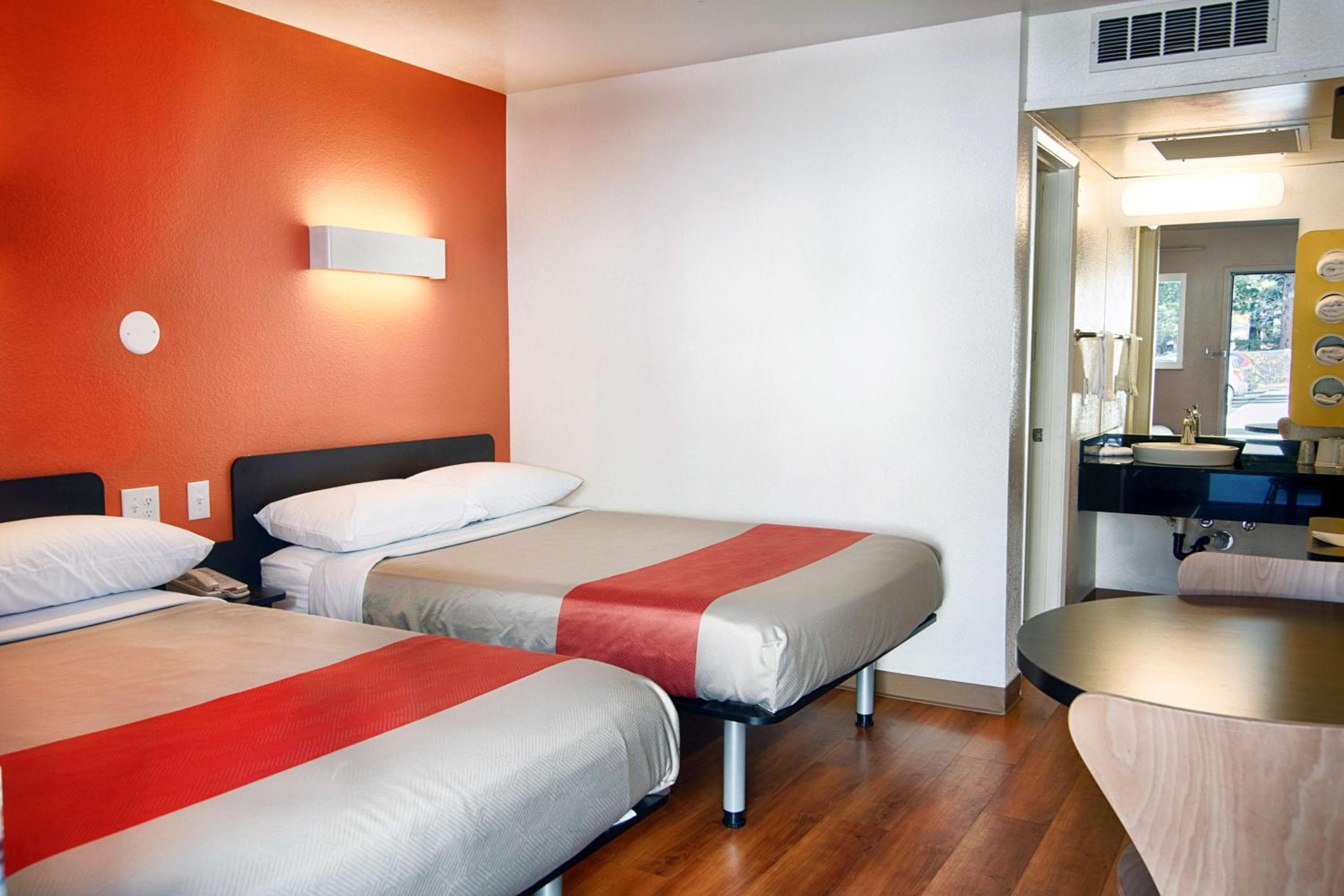 Motel 6-Mammoth Lakes, CA