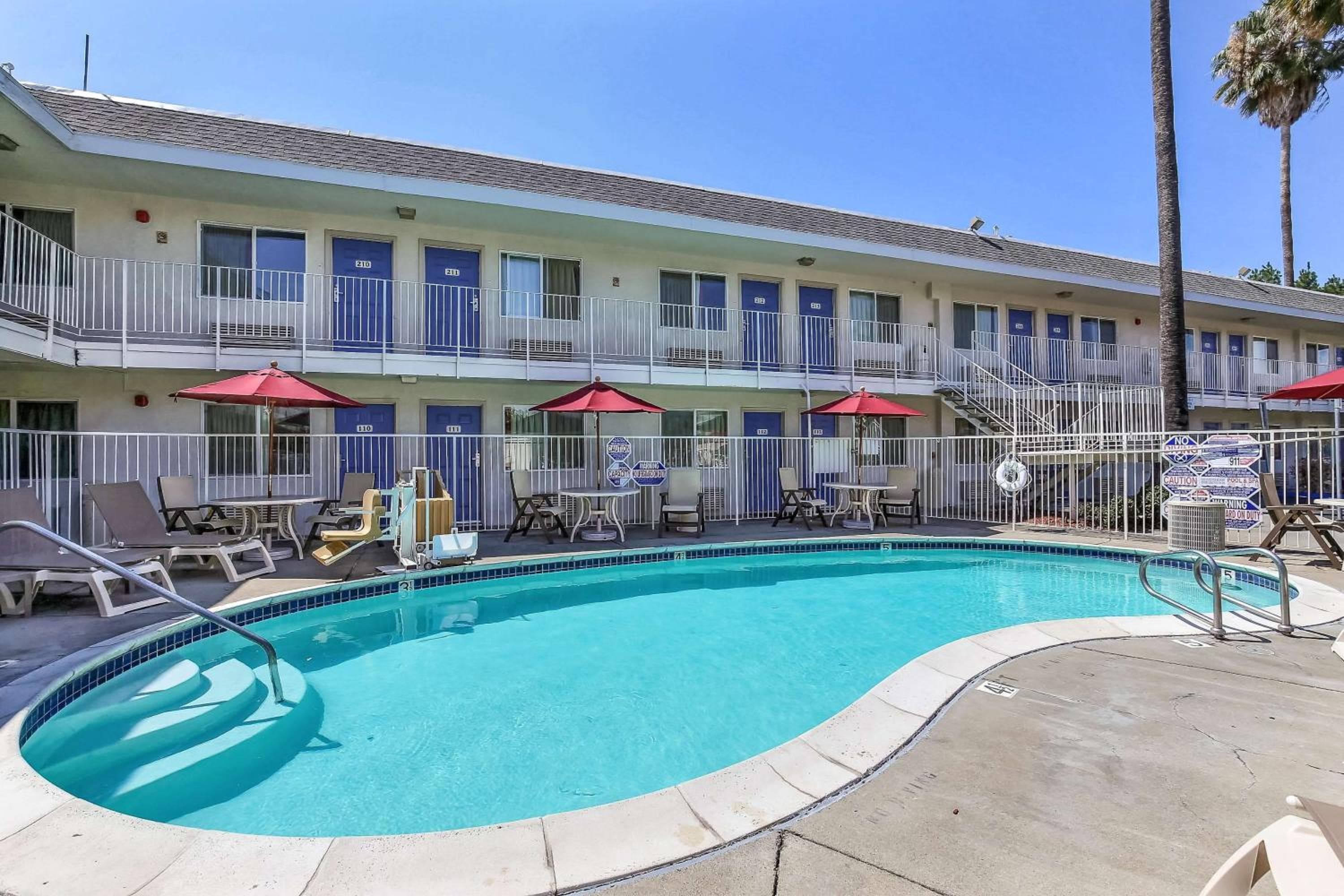Motel 6-Pleasanton, CA