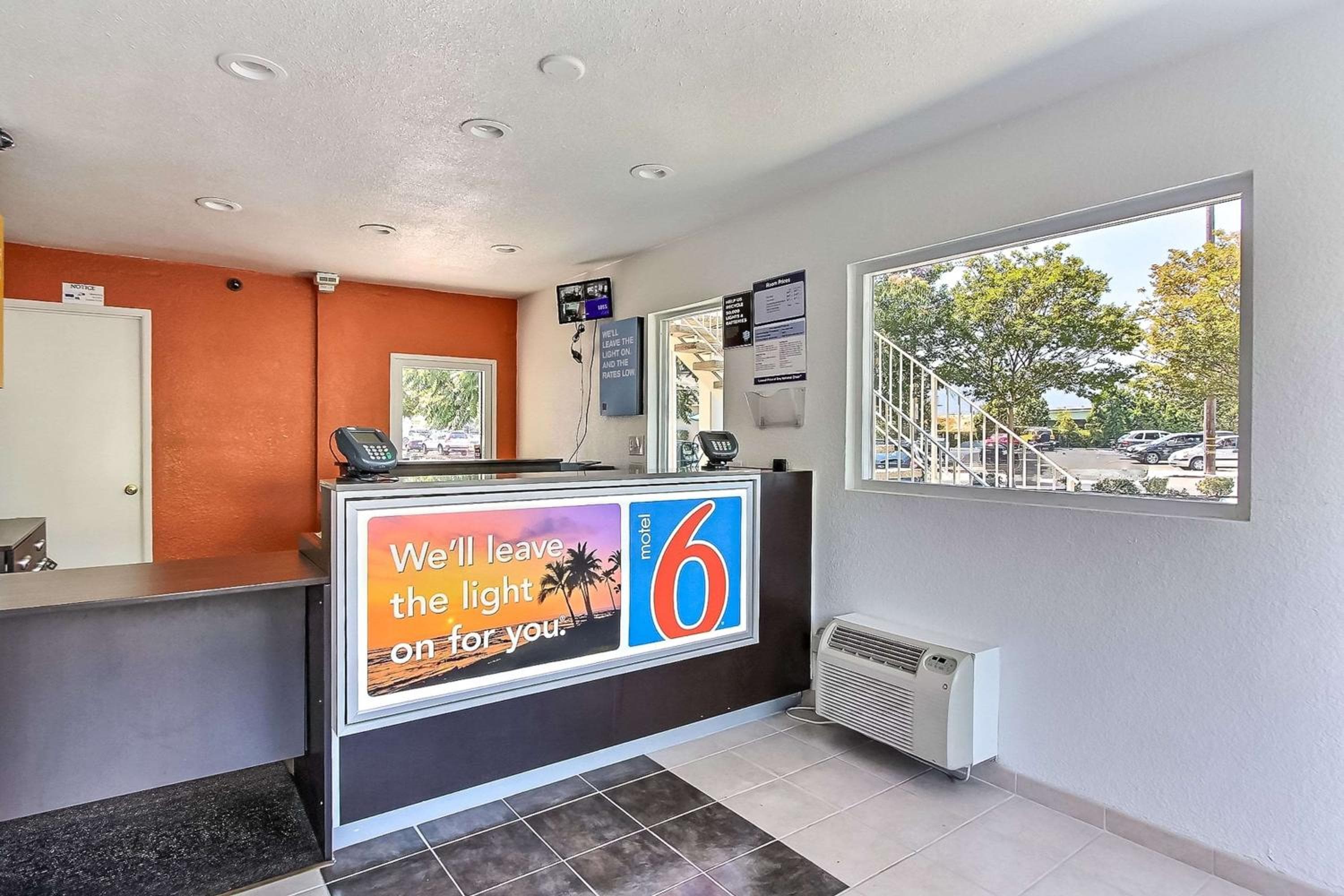 Motel 6-Campbell, CA - San Jose