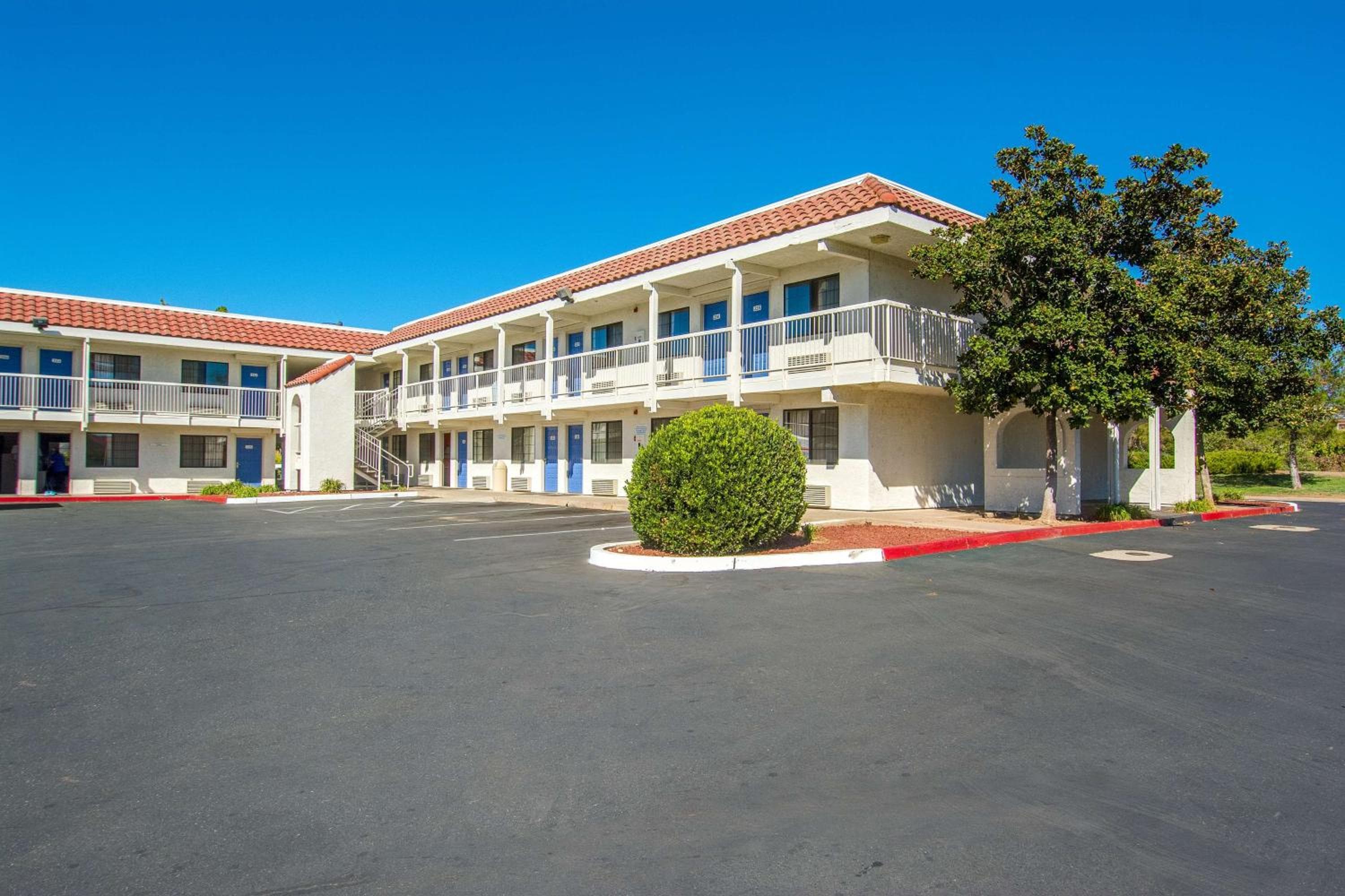 Motel 6-Redding, CA - South