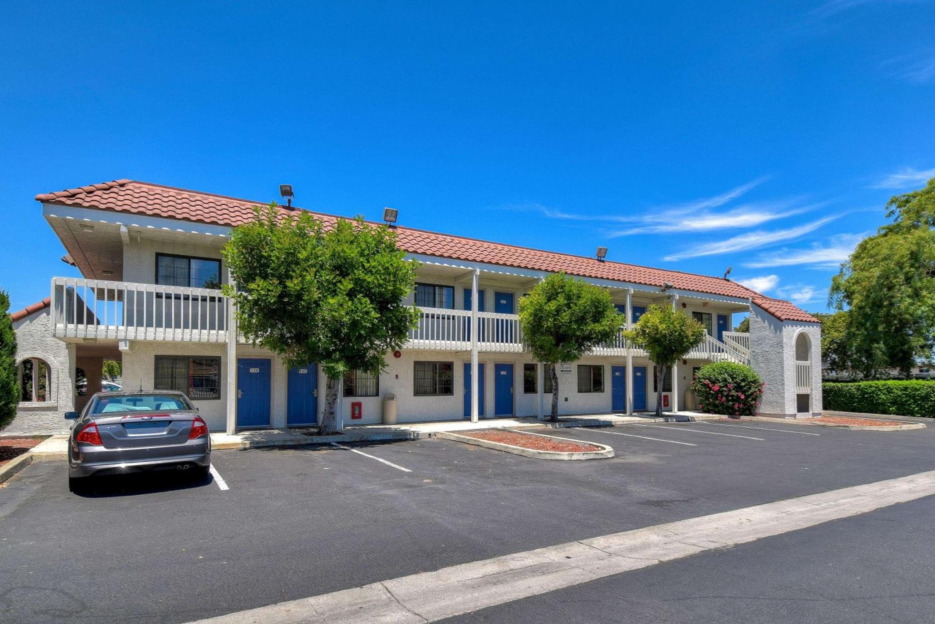 Motel 6-Pomona, CA - Los Angeles