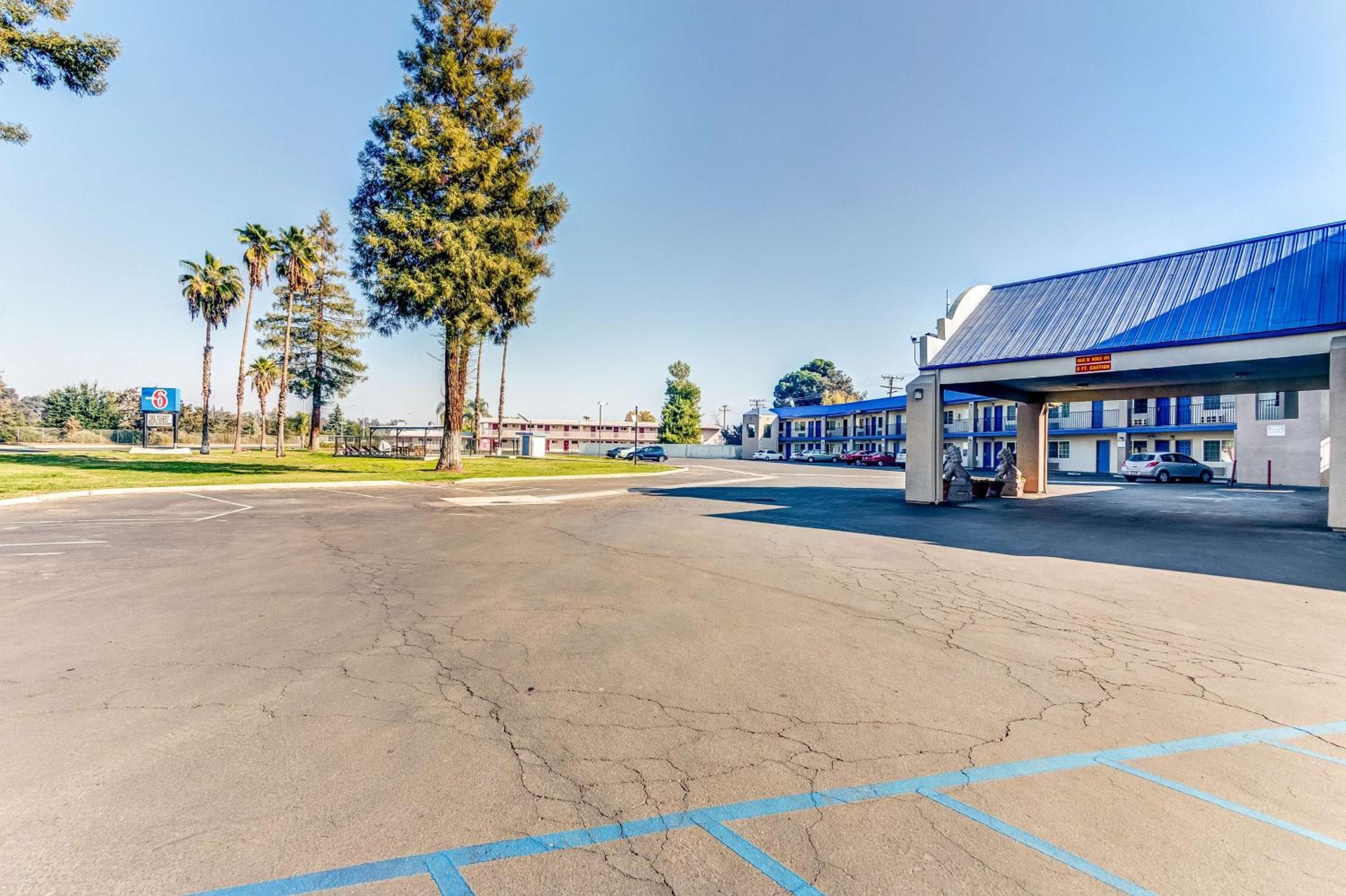 Motel 6-Visalia, CA
