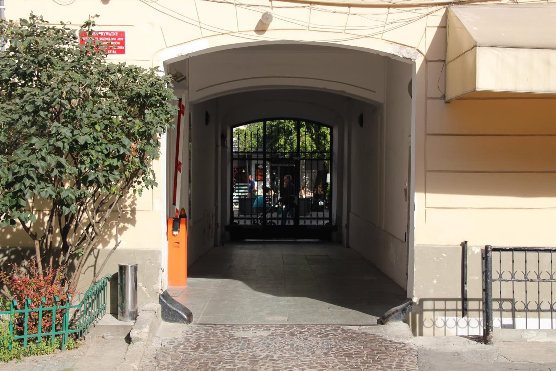 oompH Warsaw Nowy Swiat Apartment