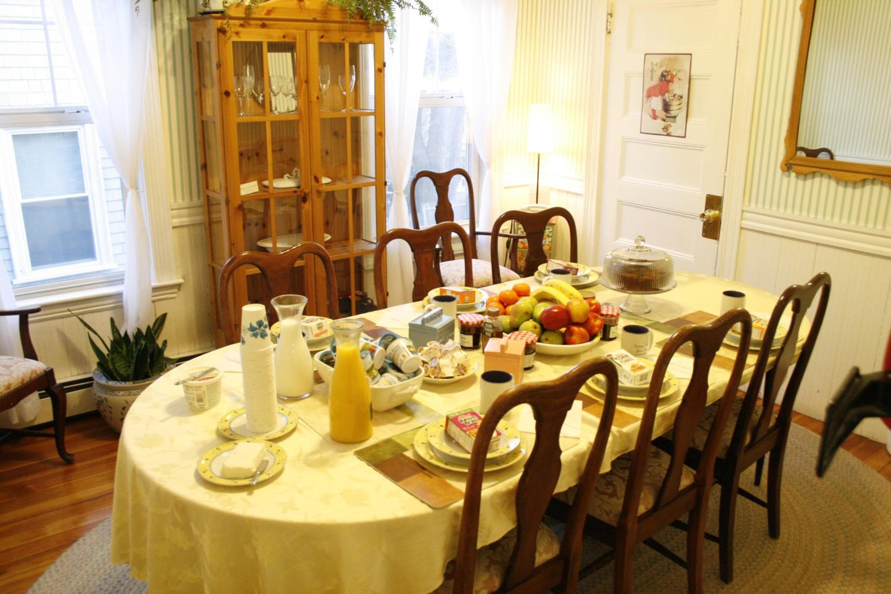 The Coolidge Corner Guest House: A Brookline Bed and Breakfast