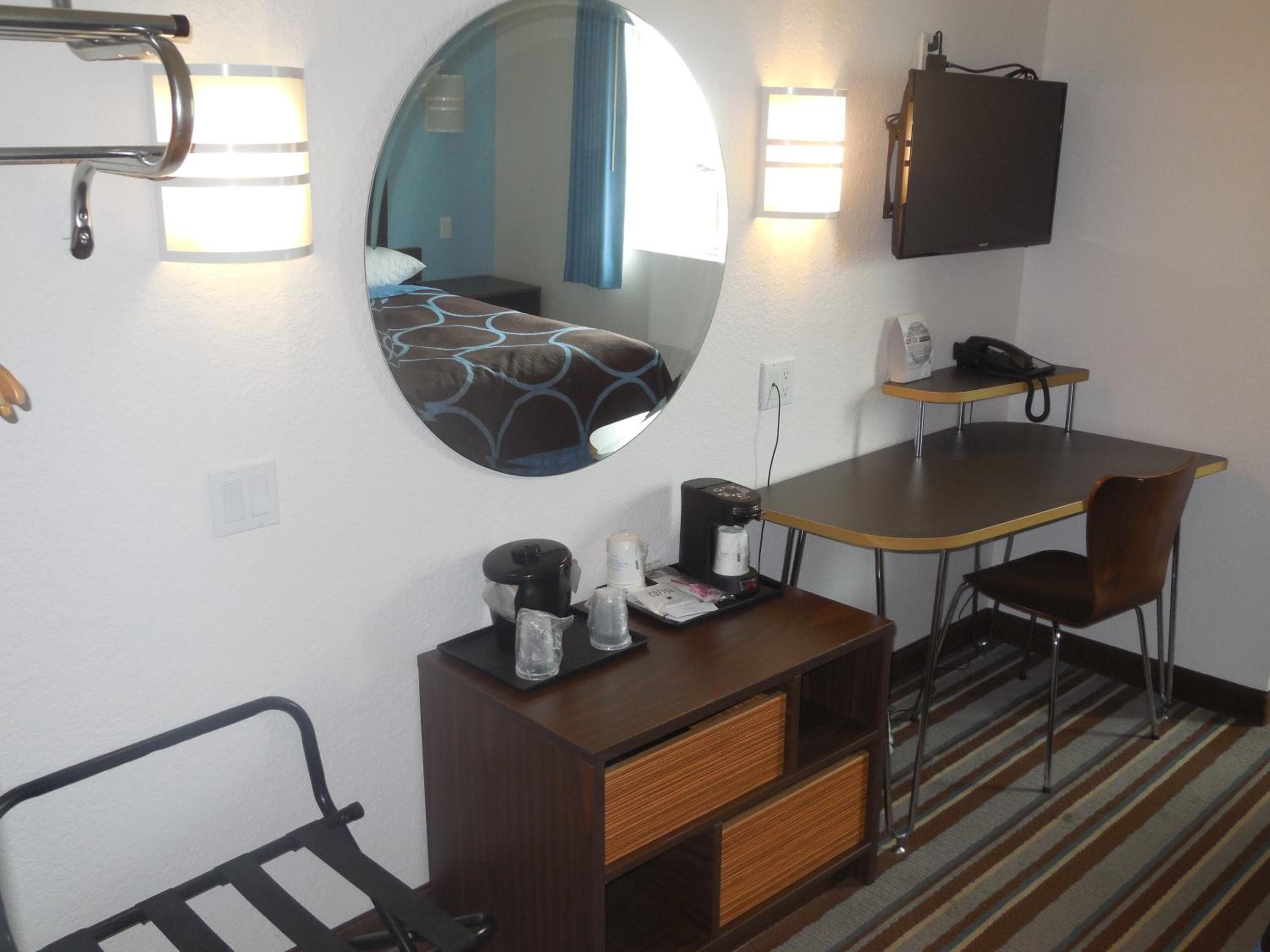 Super 8 by Wyndham Sault Ste. Marie