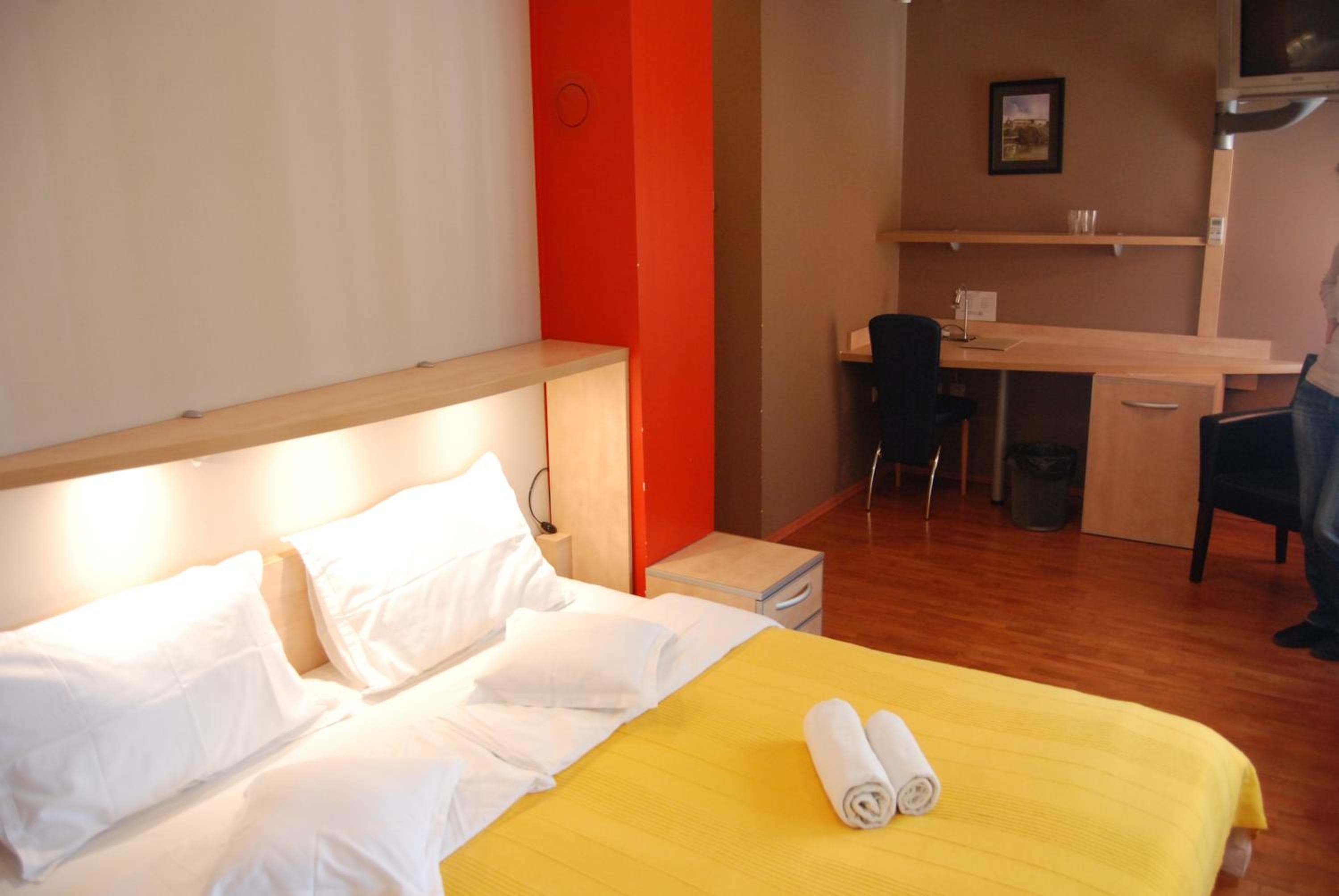 Car Royal Apartments and Rooms