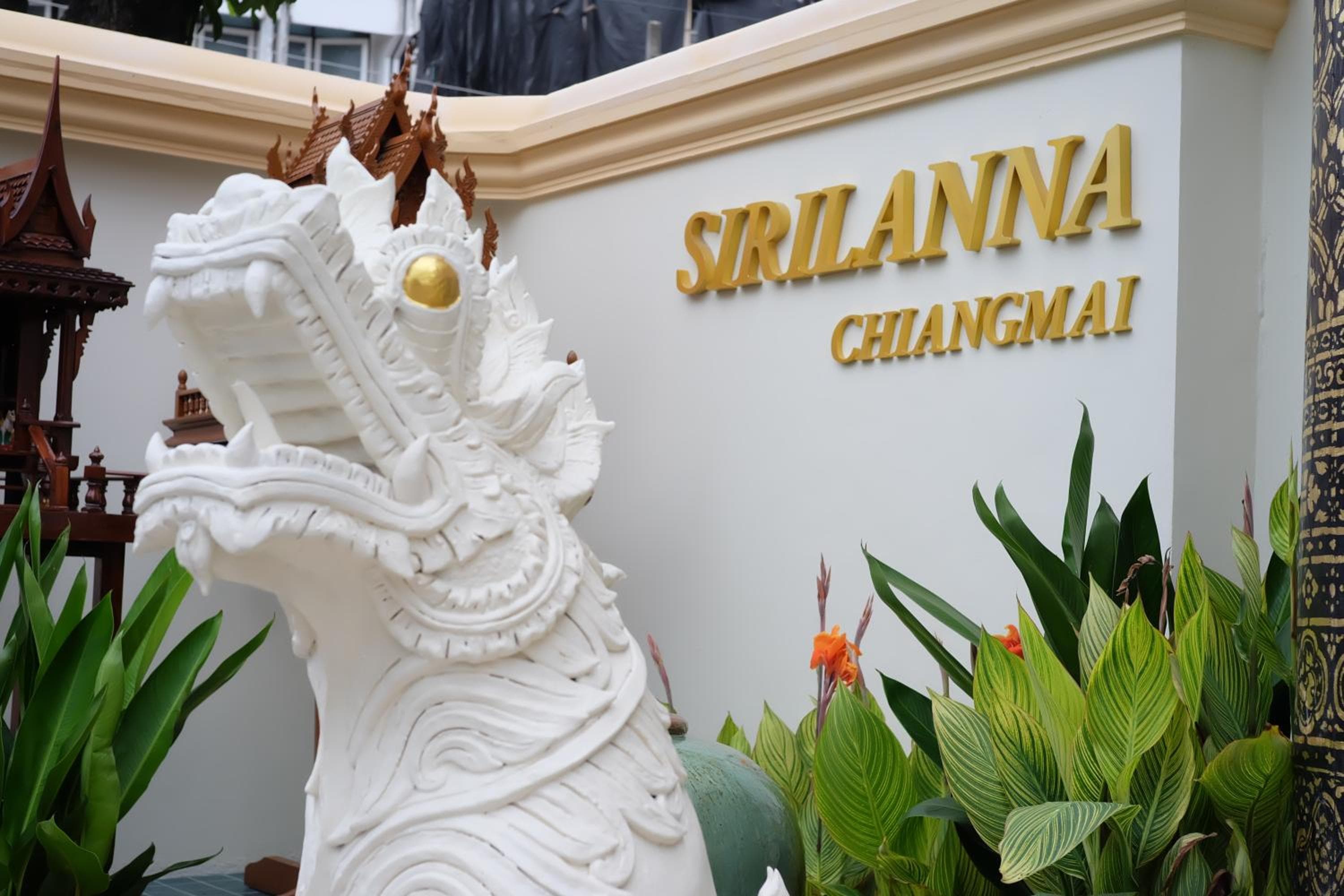 Sunday Villa Sirilanna Hotel