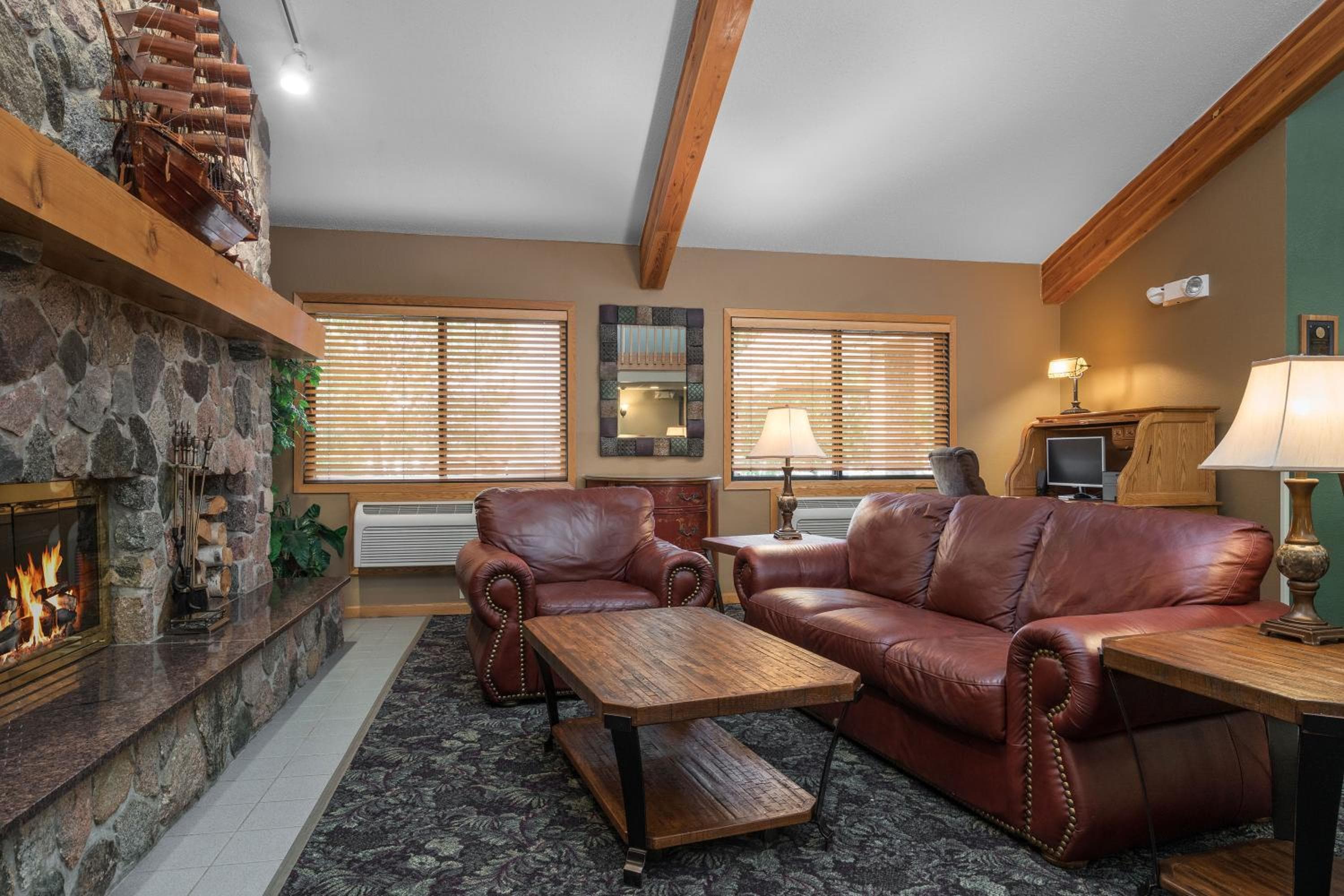 AmericInn by Wyndham Detroit Lakes
