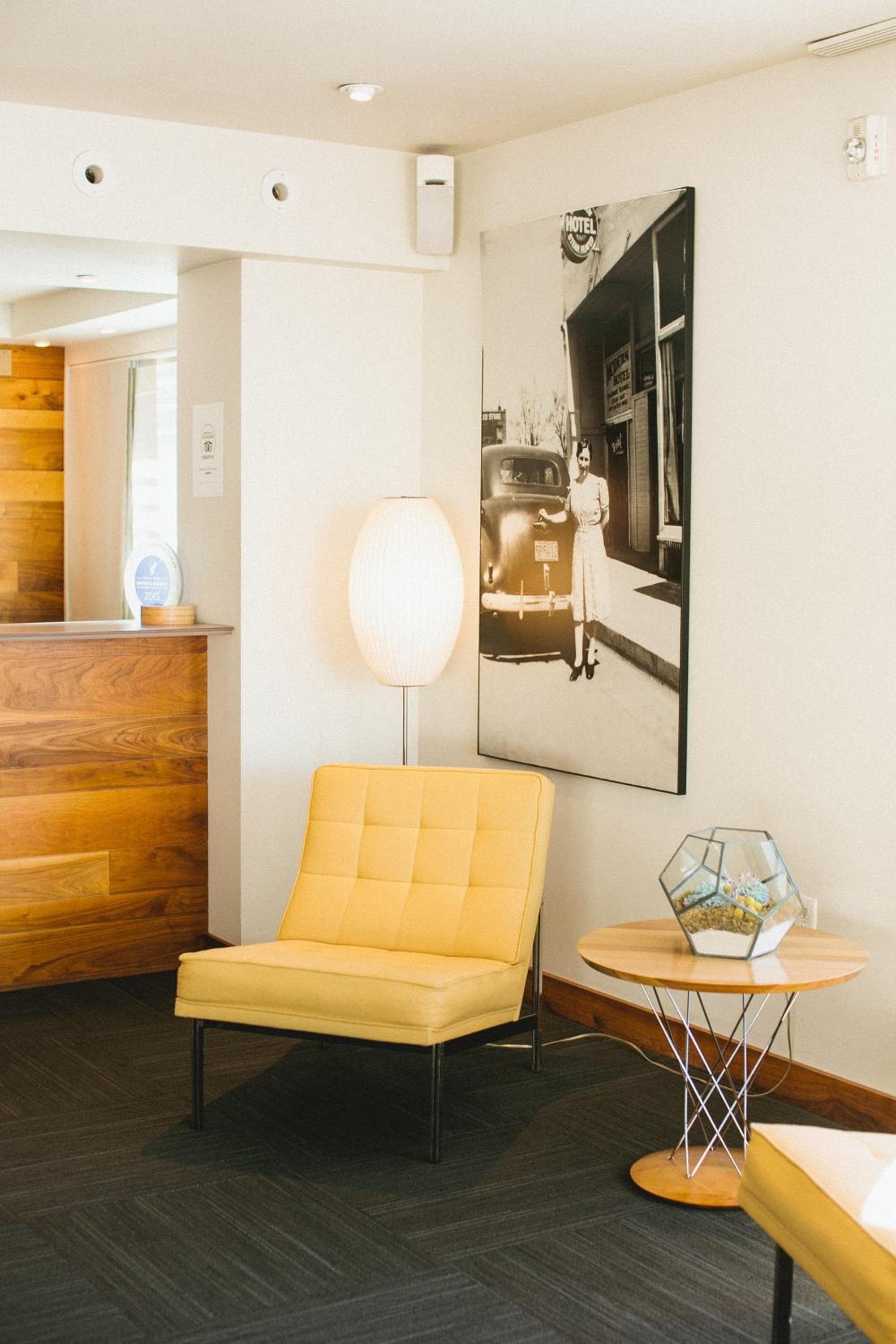 Modern Hotel