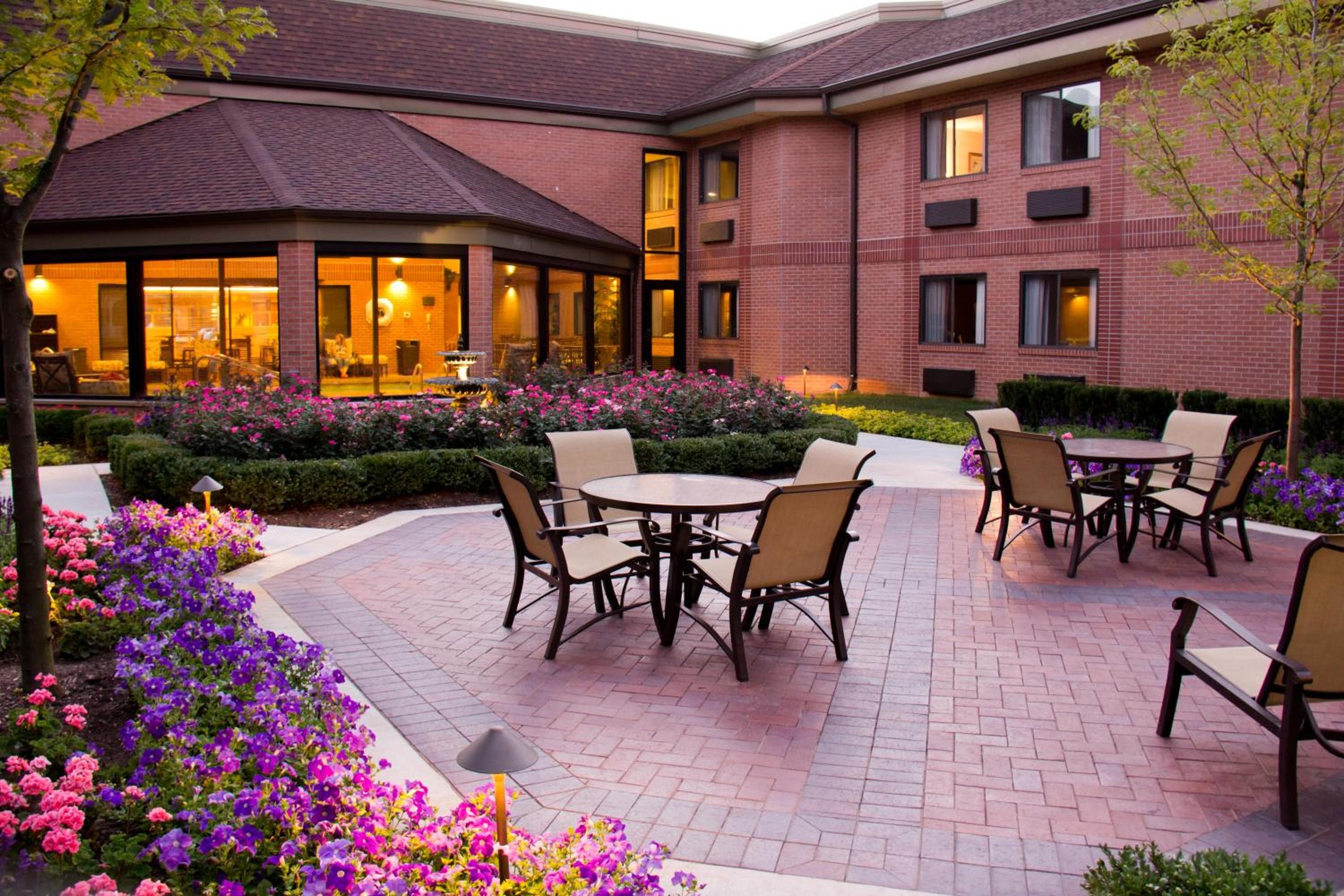 Ann Arbor Regent Hotel and Suites