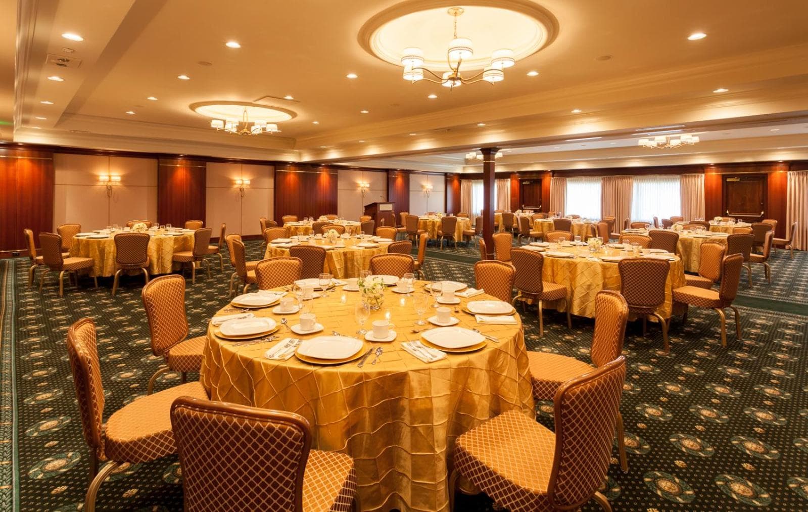 Ann Arbor Regent Hotel and Suites