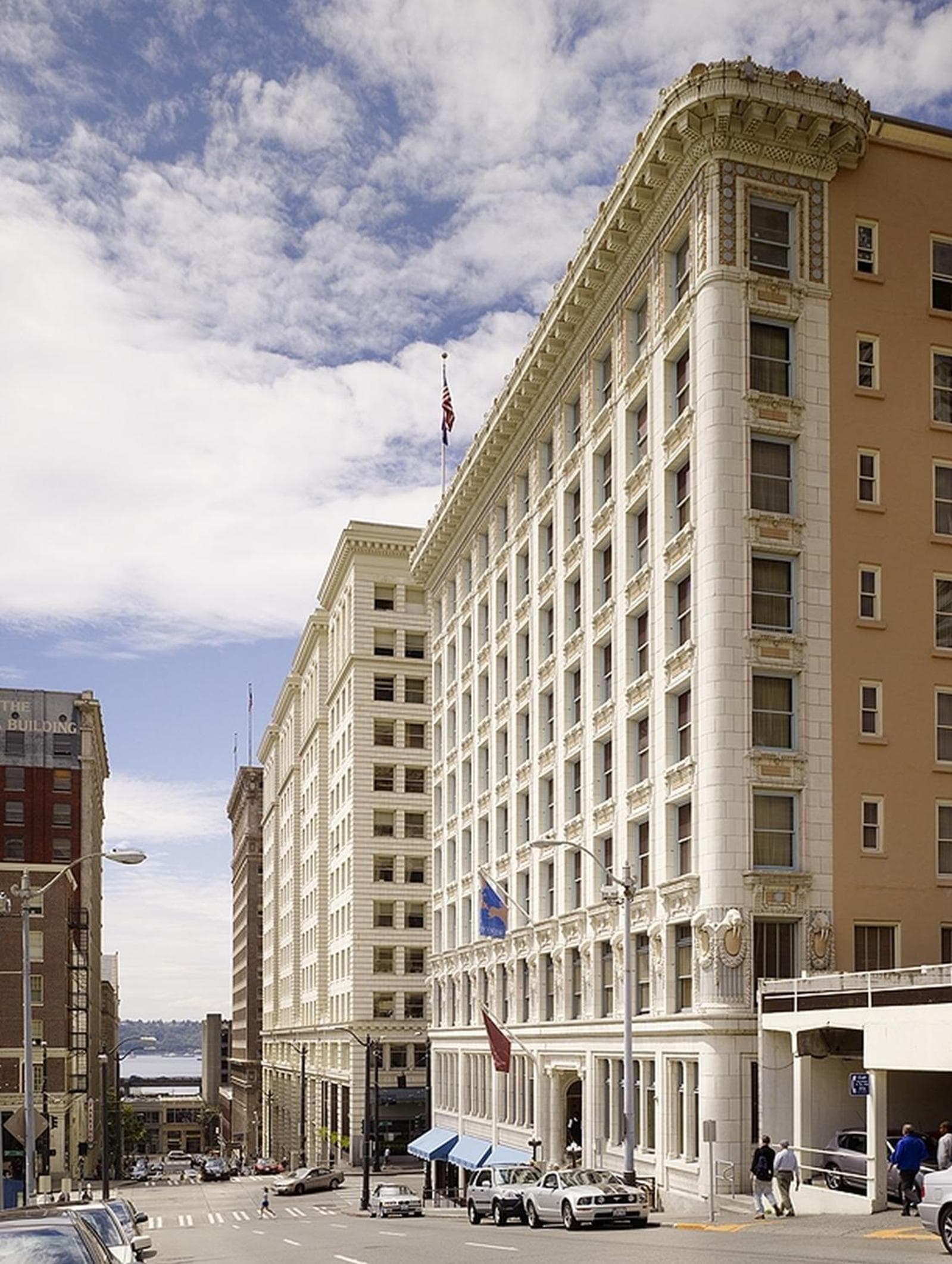 Arctic Club Hotel