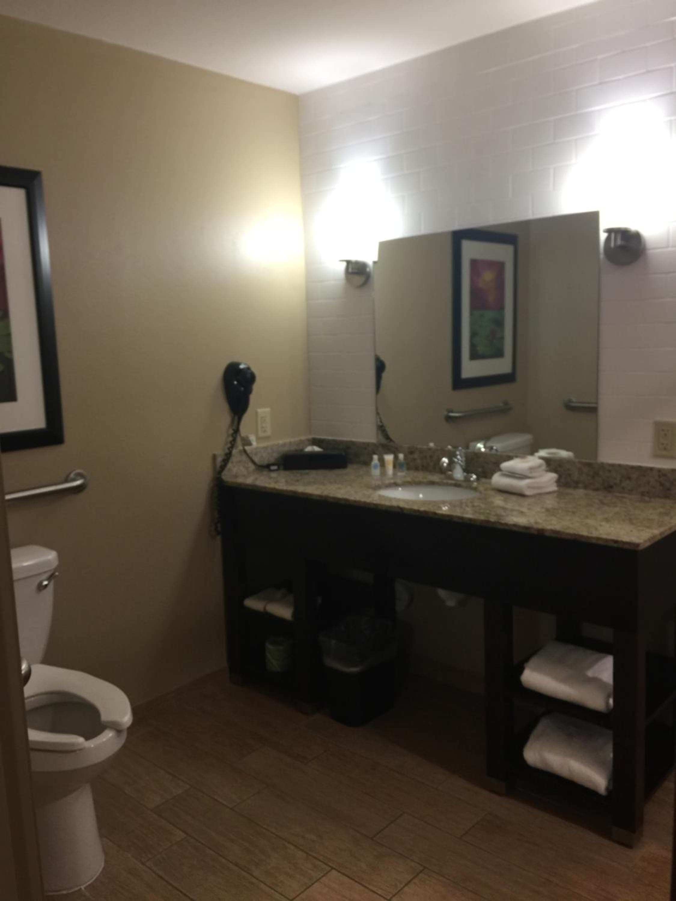 Comfort Inn & Suites San Marcos near Outlet Mall