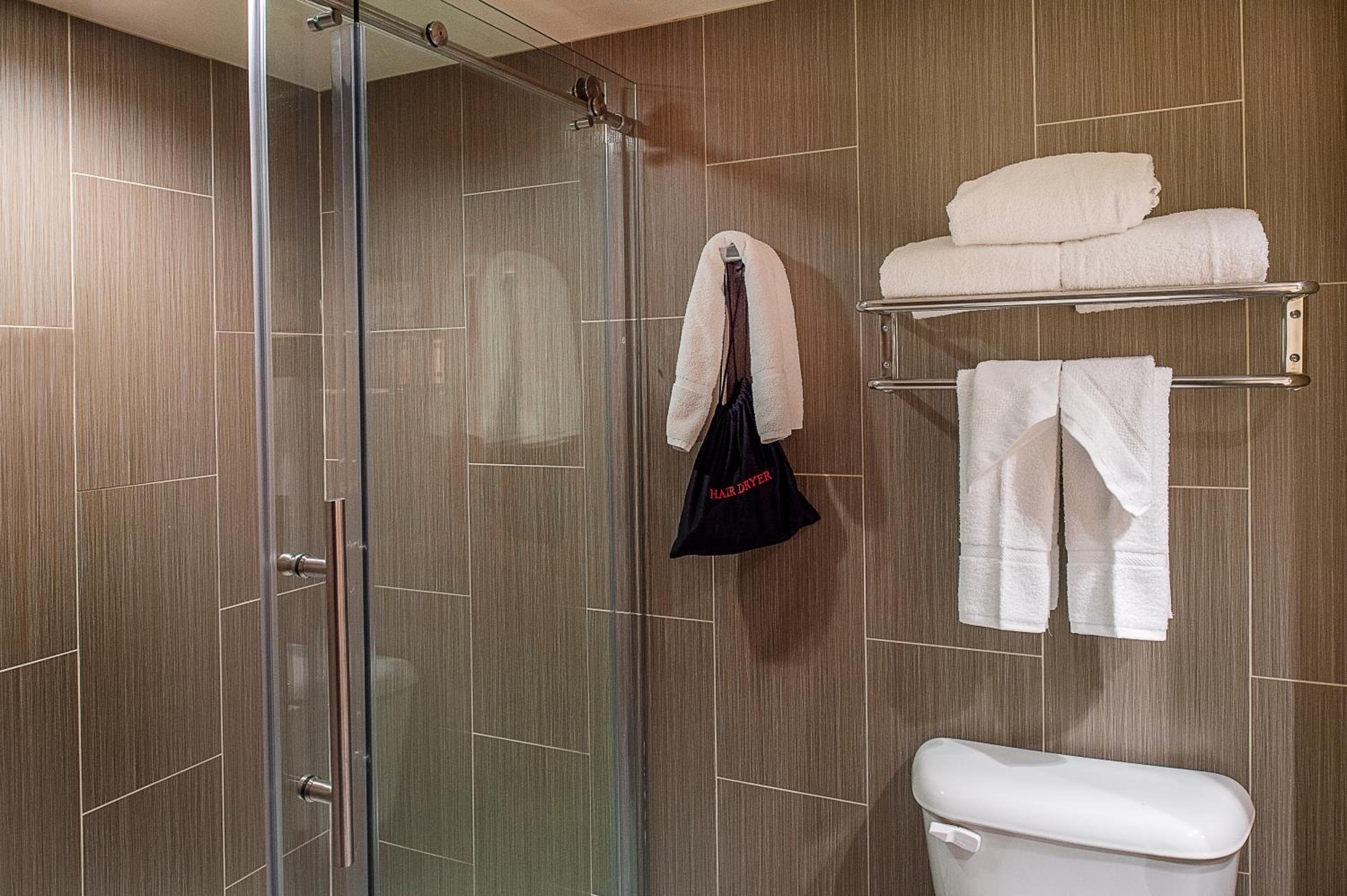 HoteLumière at the Arch Hotel & Casino - A Caesars Rewards Destination