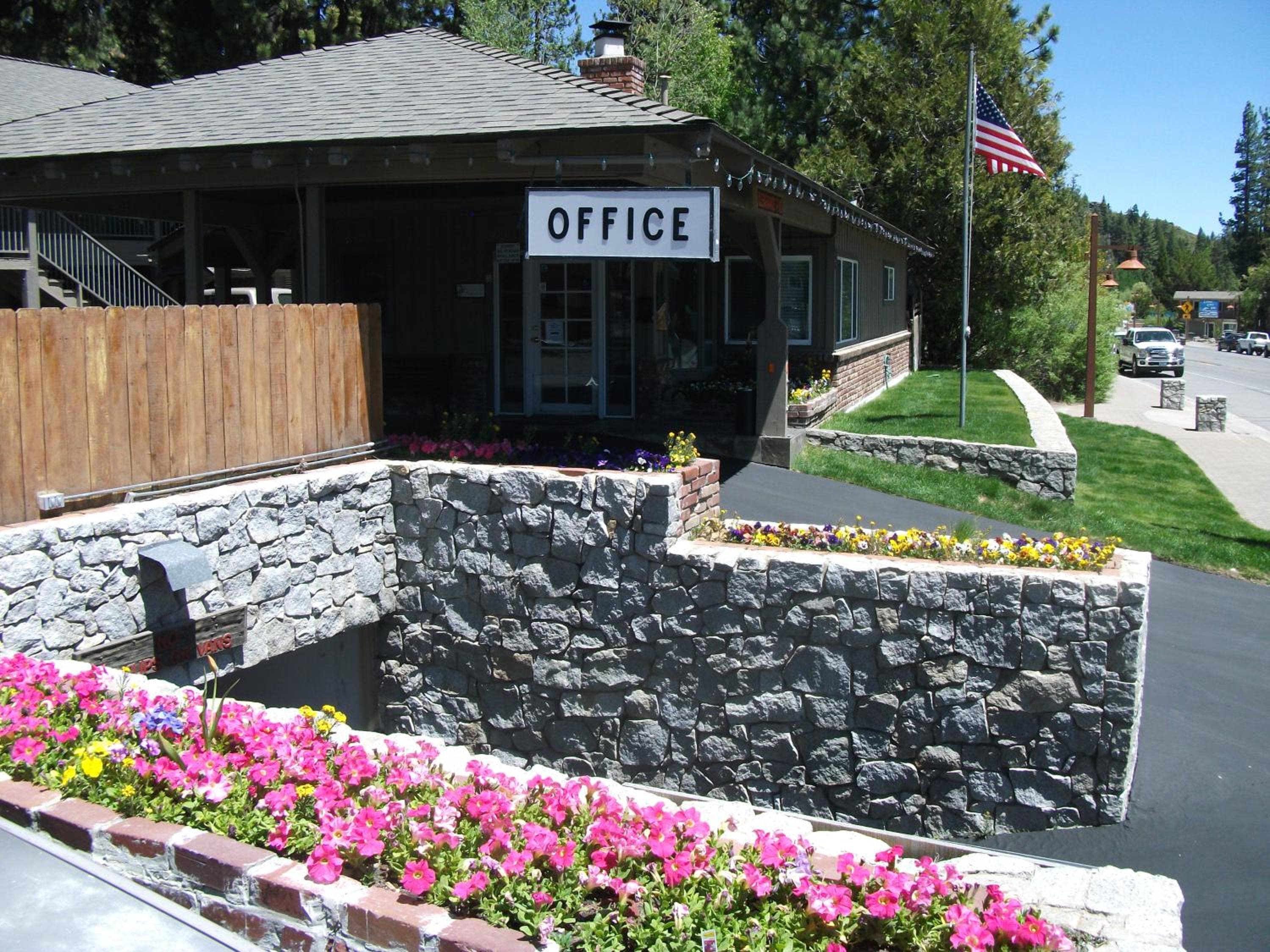 Pepper Tree Inn Tahoe City