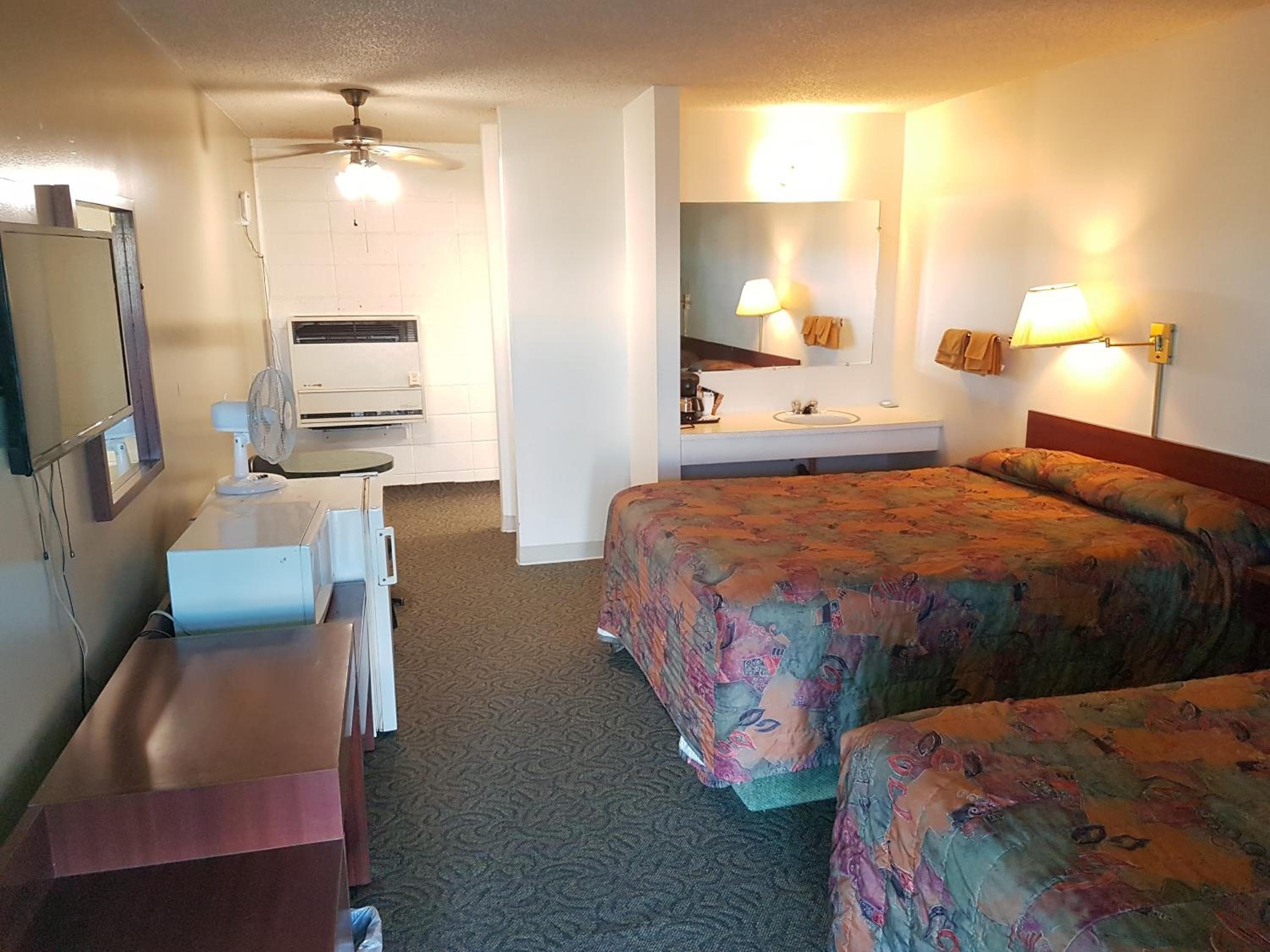 Shamrock Motel