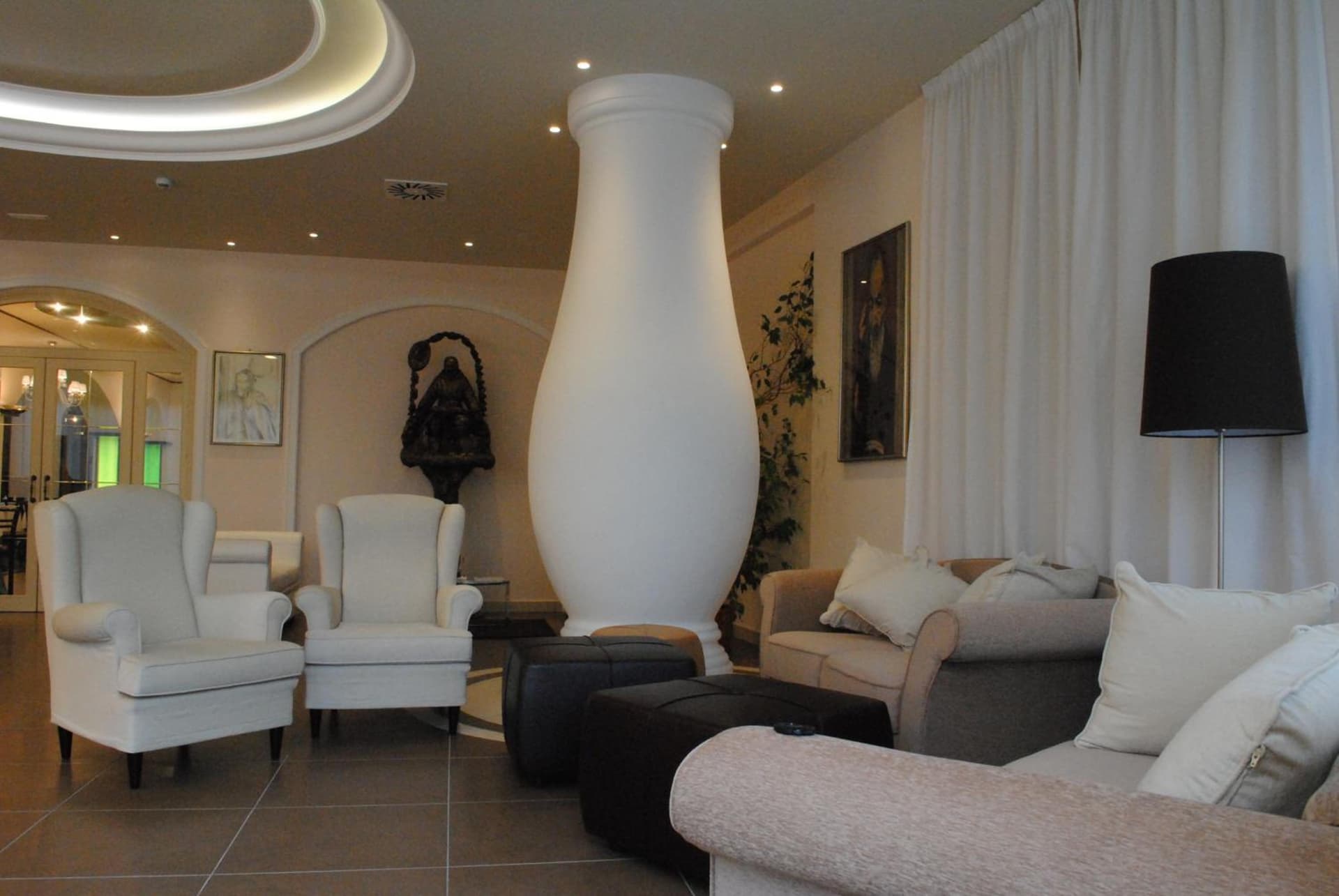 Hotel Fini