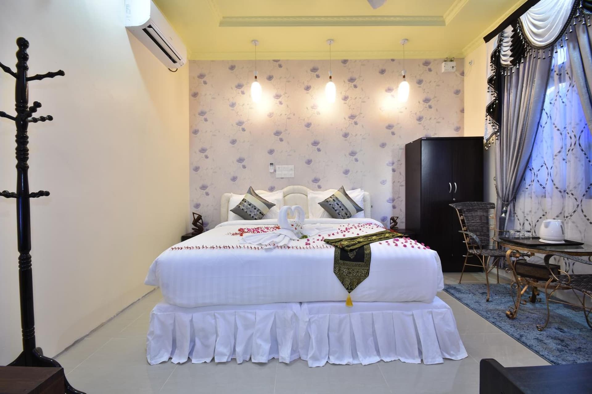 Holiday Haven Ukulhas