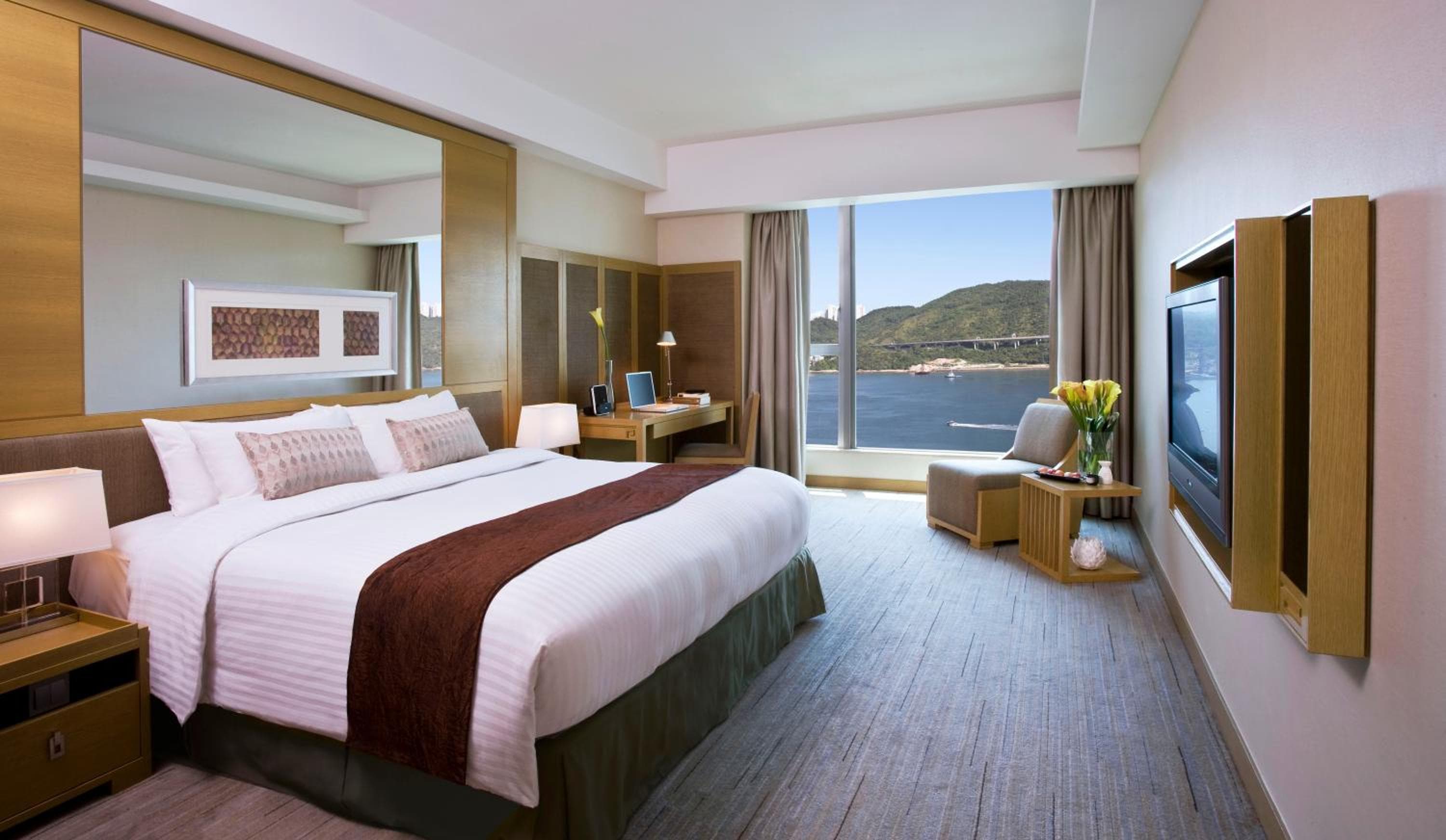 Royal View Hotel