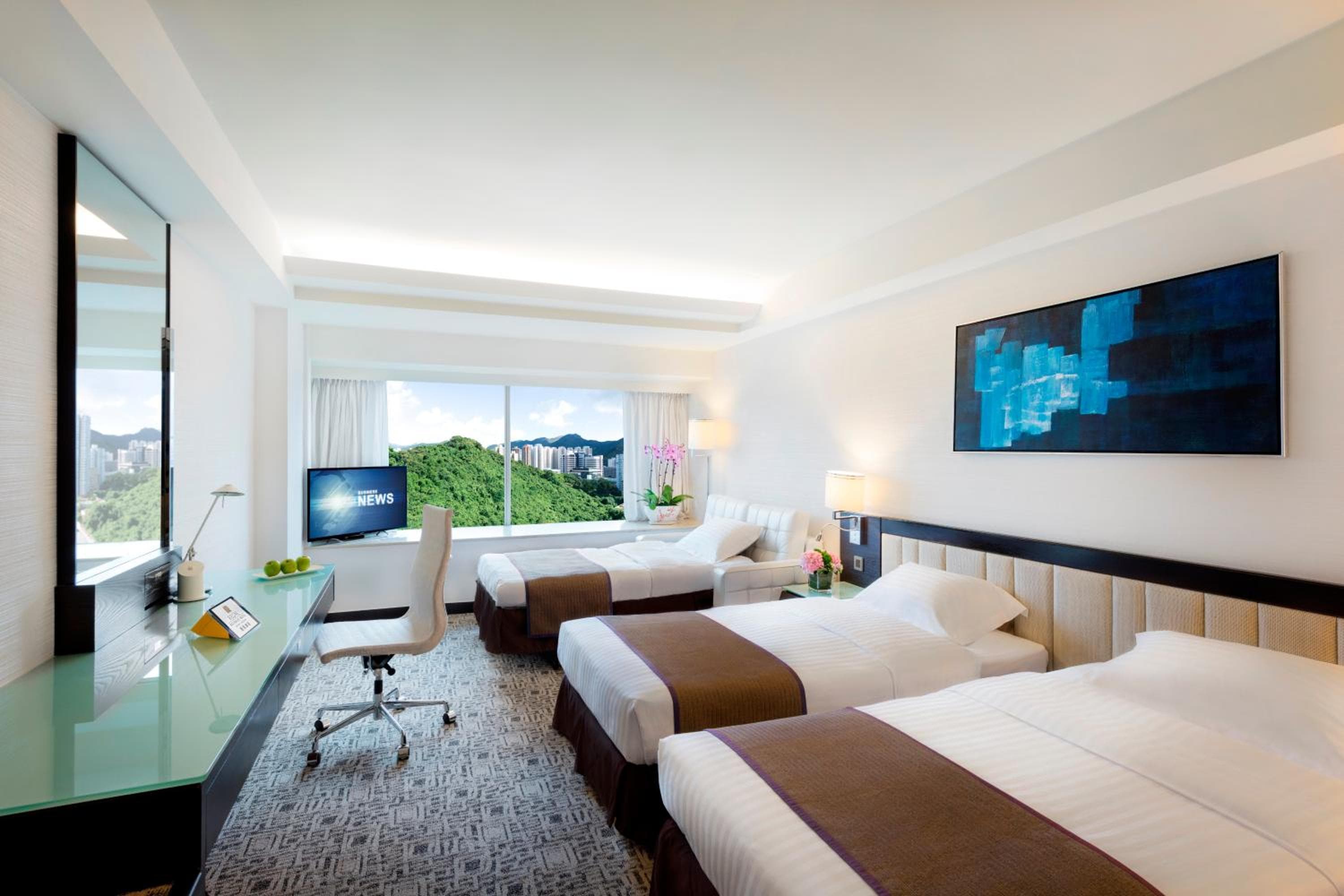 Regal Riverside Hotel