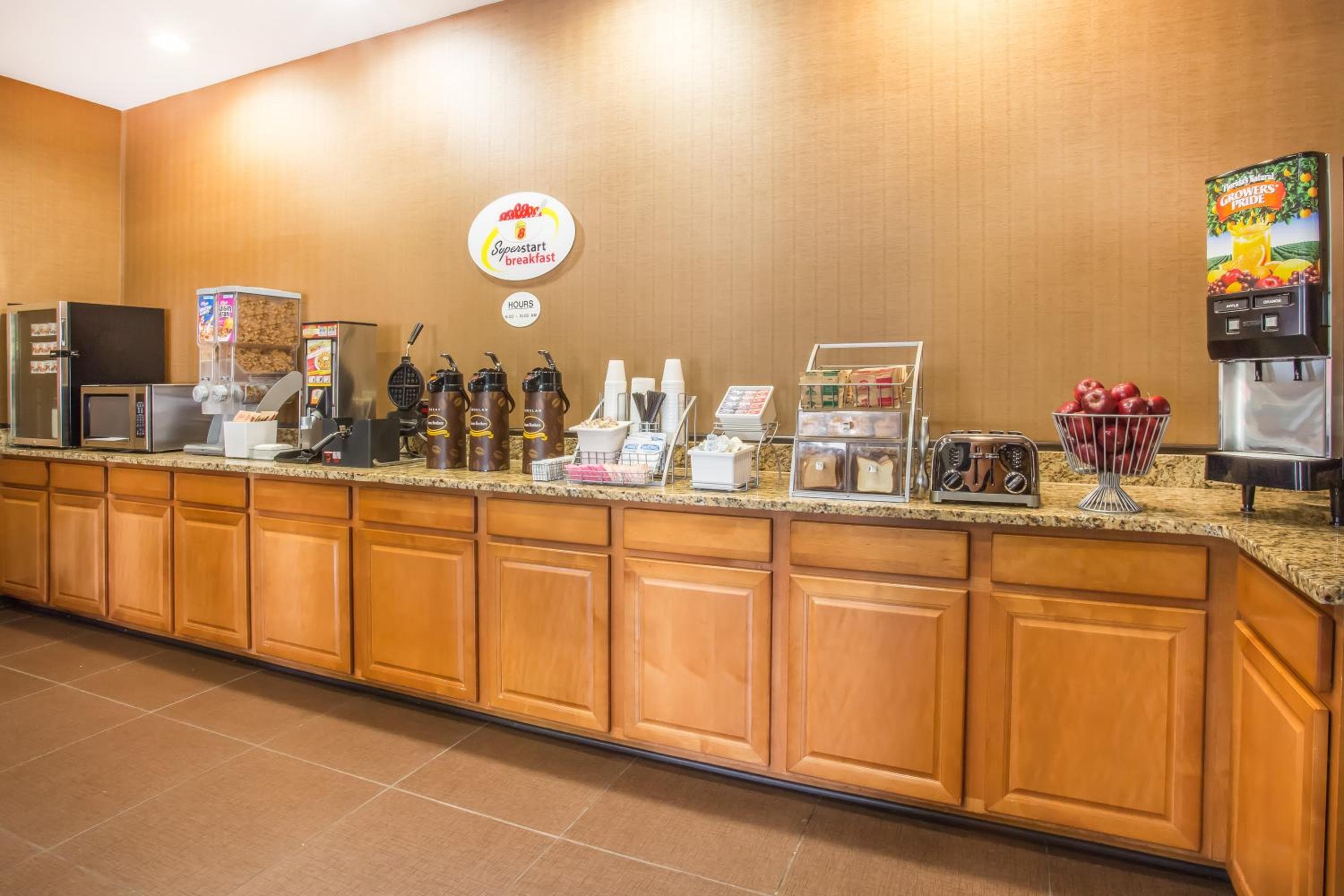 Spark by Hilton Daleville Roanoke North