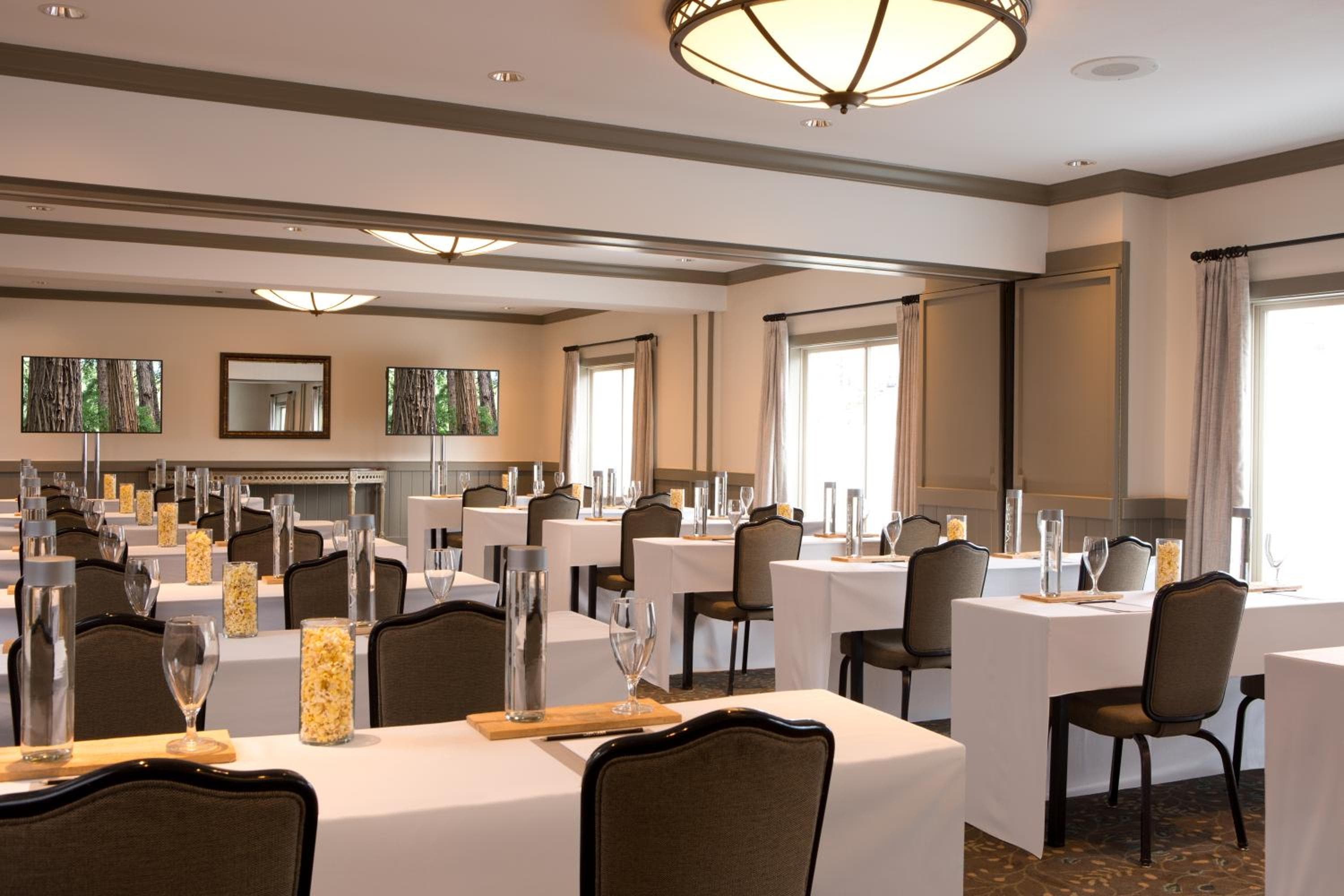 The Edgewater, a Noble House Hotel