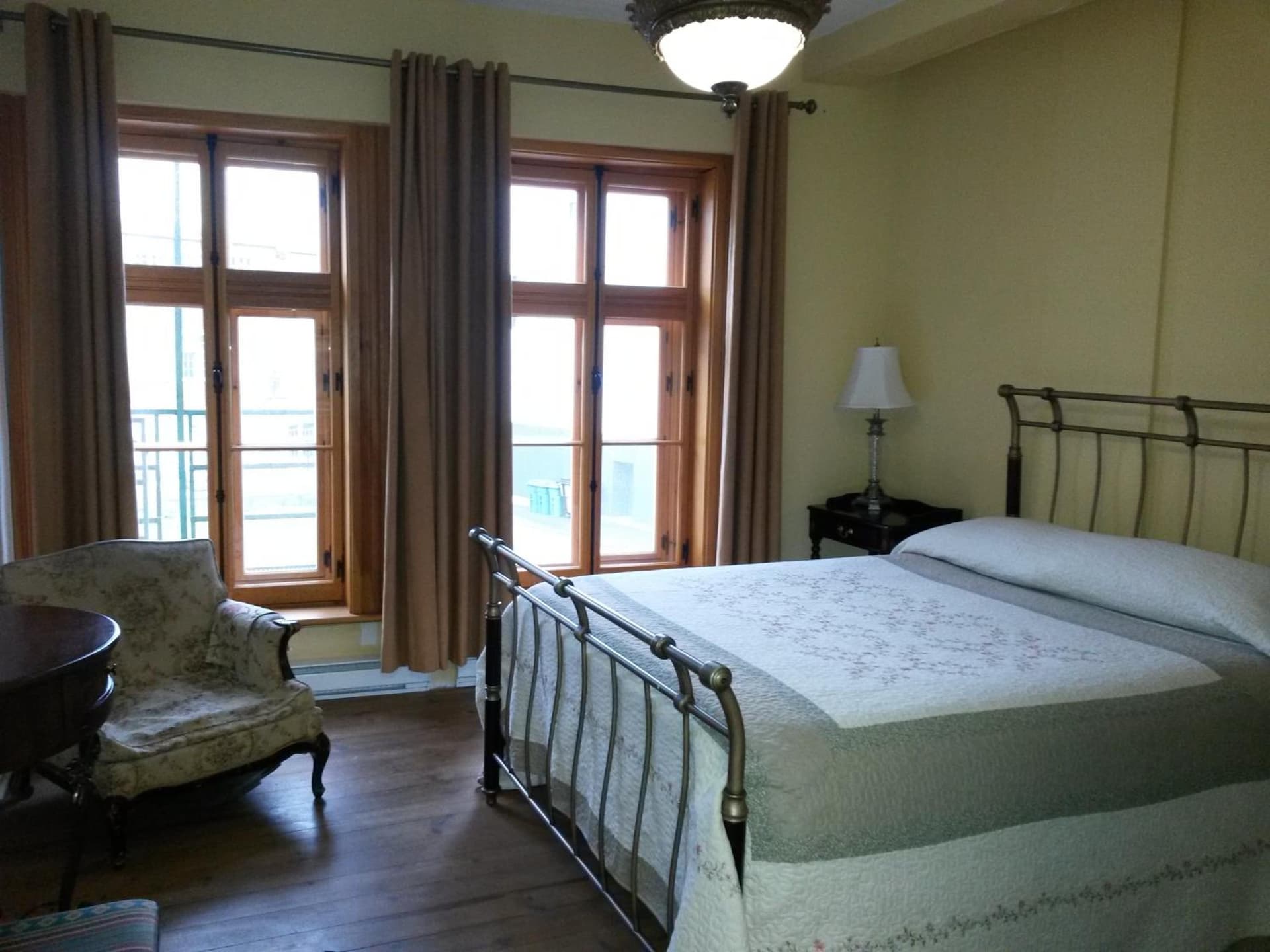 Auberge L'Intendant