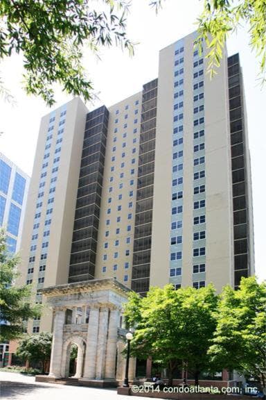 Downtown 1 Bedroom Apt 20L