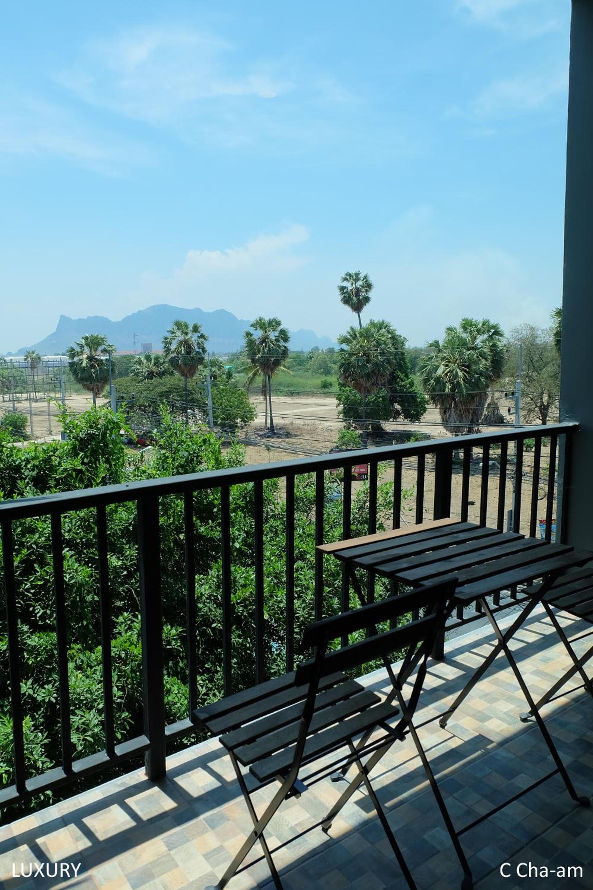 C Cha-Am Hotel