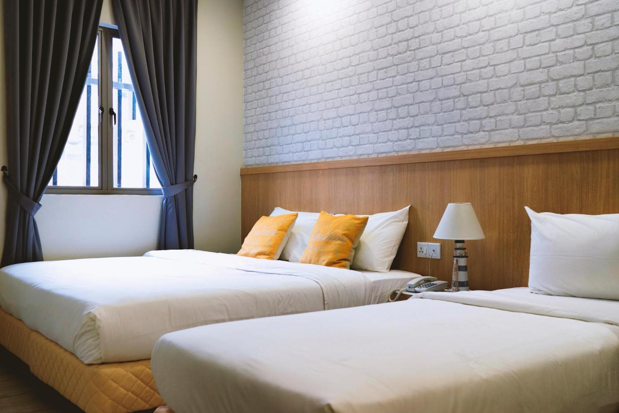 LightHouse Hotel & ShortStay @ Damansara Uptown