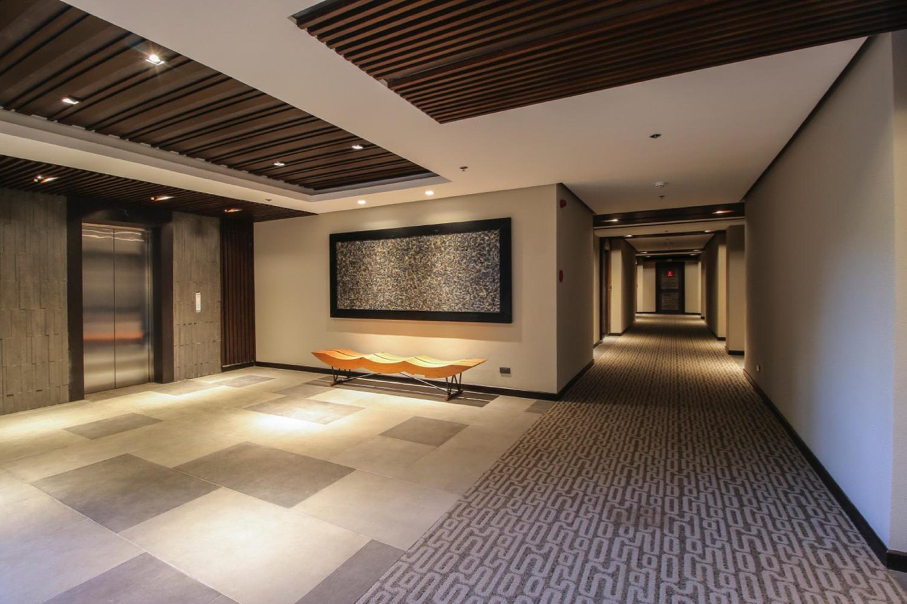 Two Seasons Coron Bayside Hotel