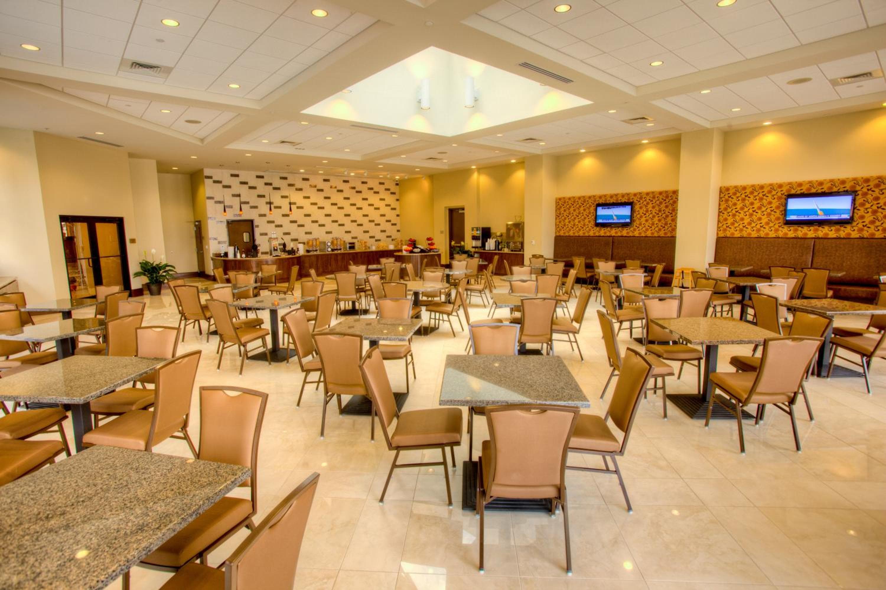 Ramada Plaza by Wyndham Orlando Resort & Suites Intl Drive - Newly Renovated!