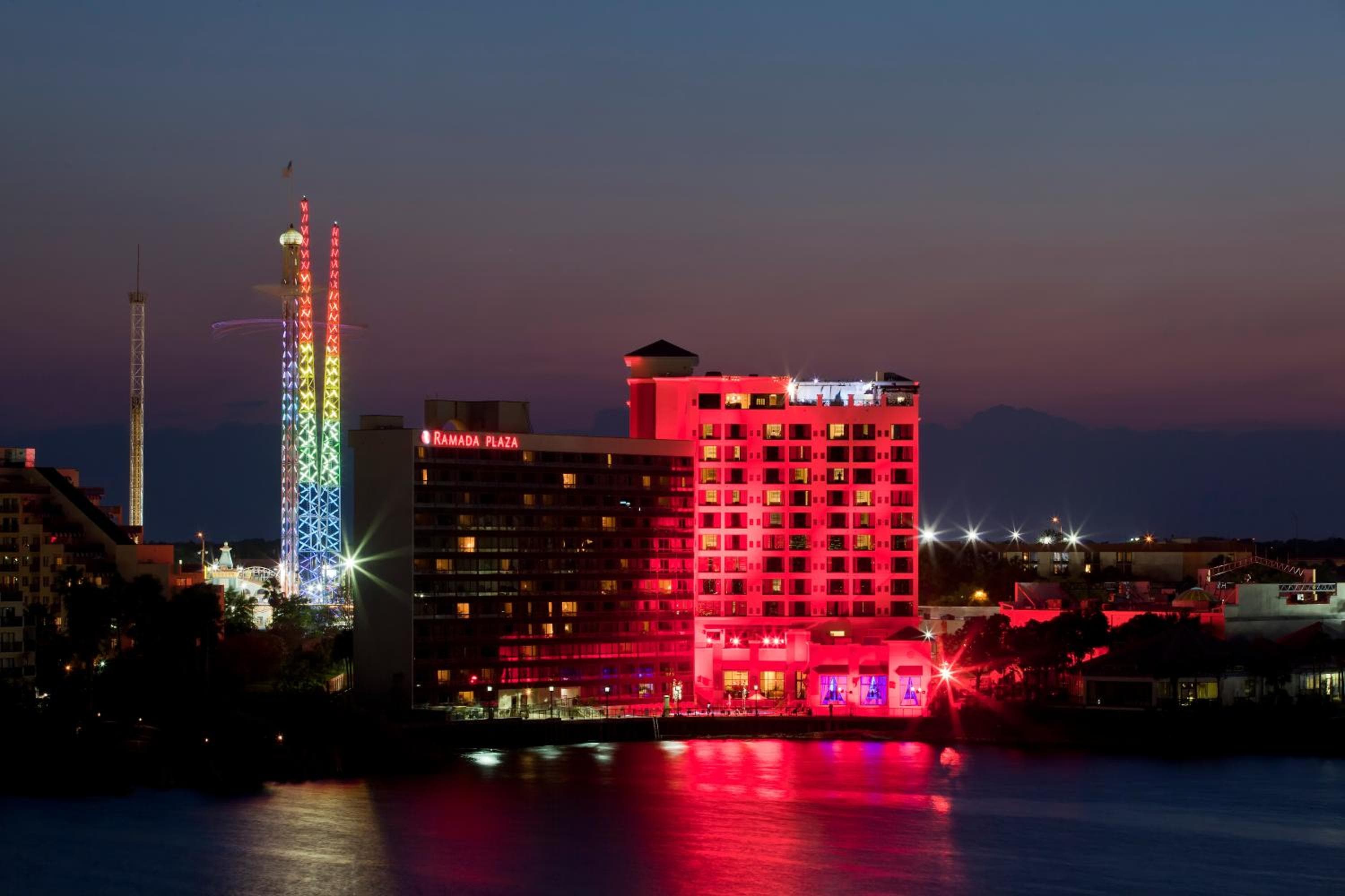 Ramada Plaza by Wyndham Orlando Resort & Suites Intl Drive - Newly Renovated!
