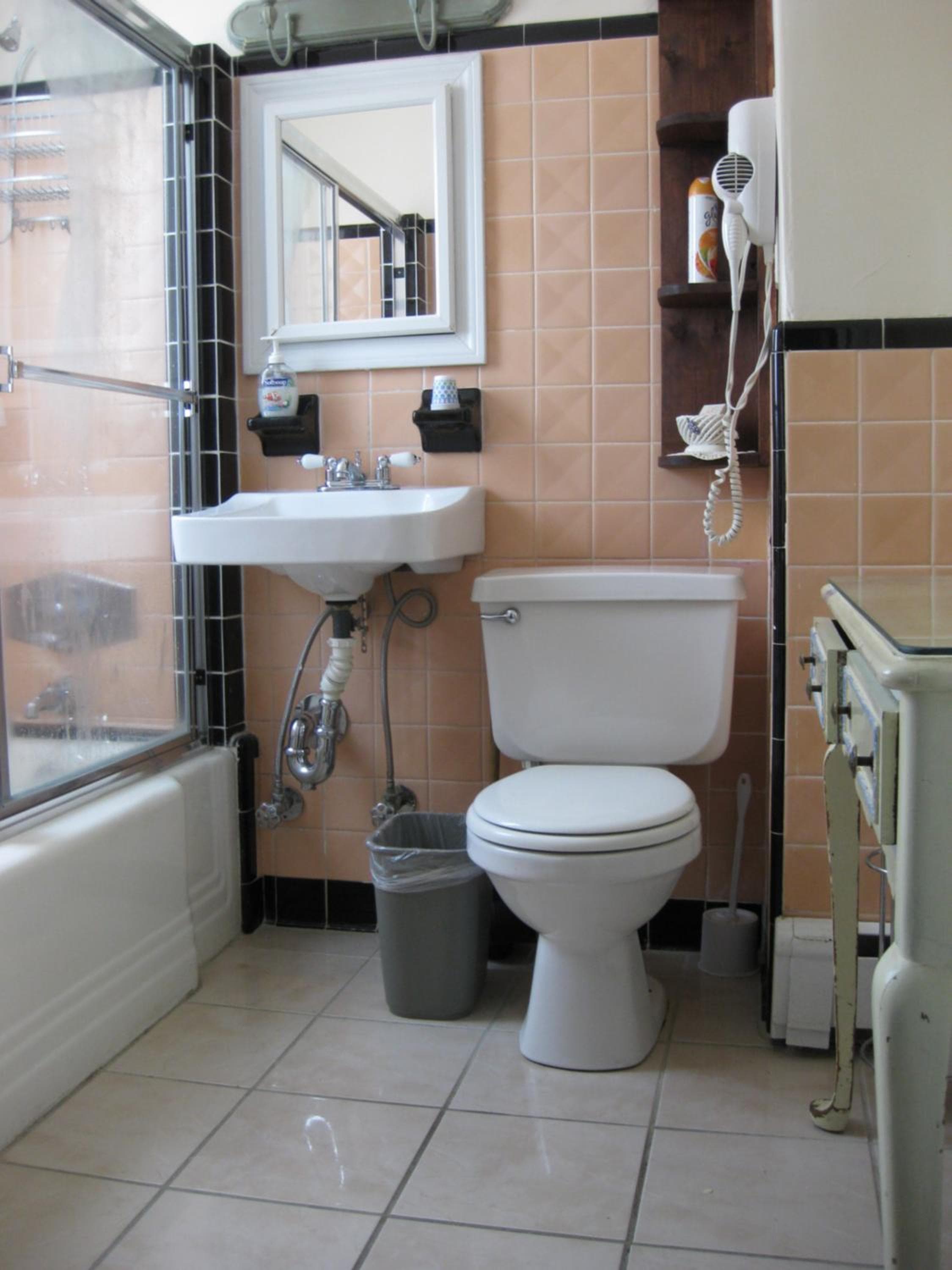 The Coolidge Corner Guest House: A Brookline Bed and Breakfast